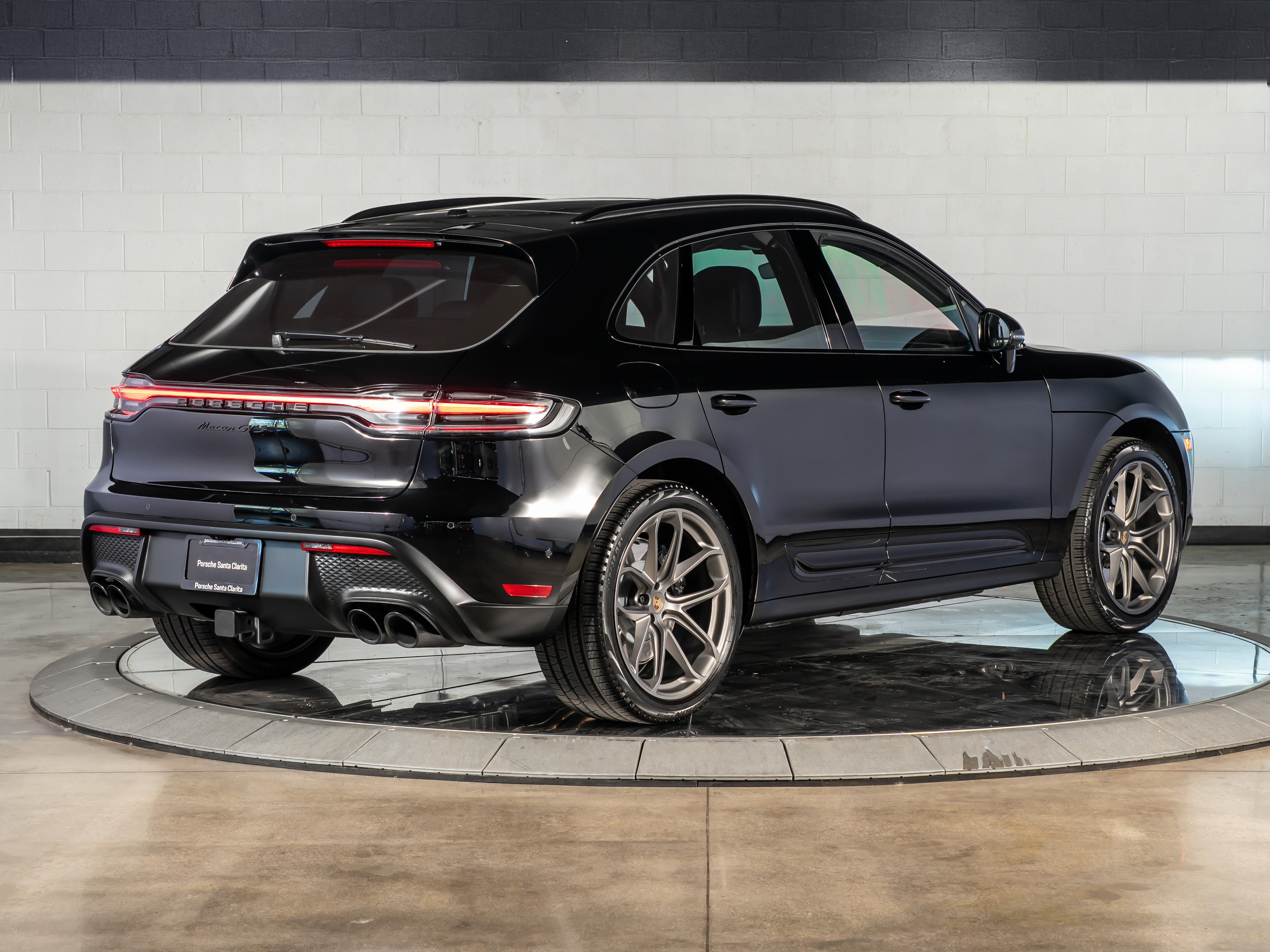 2025 Porsche Macan GTS