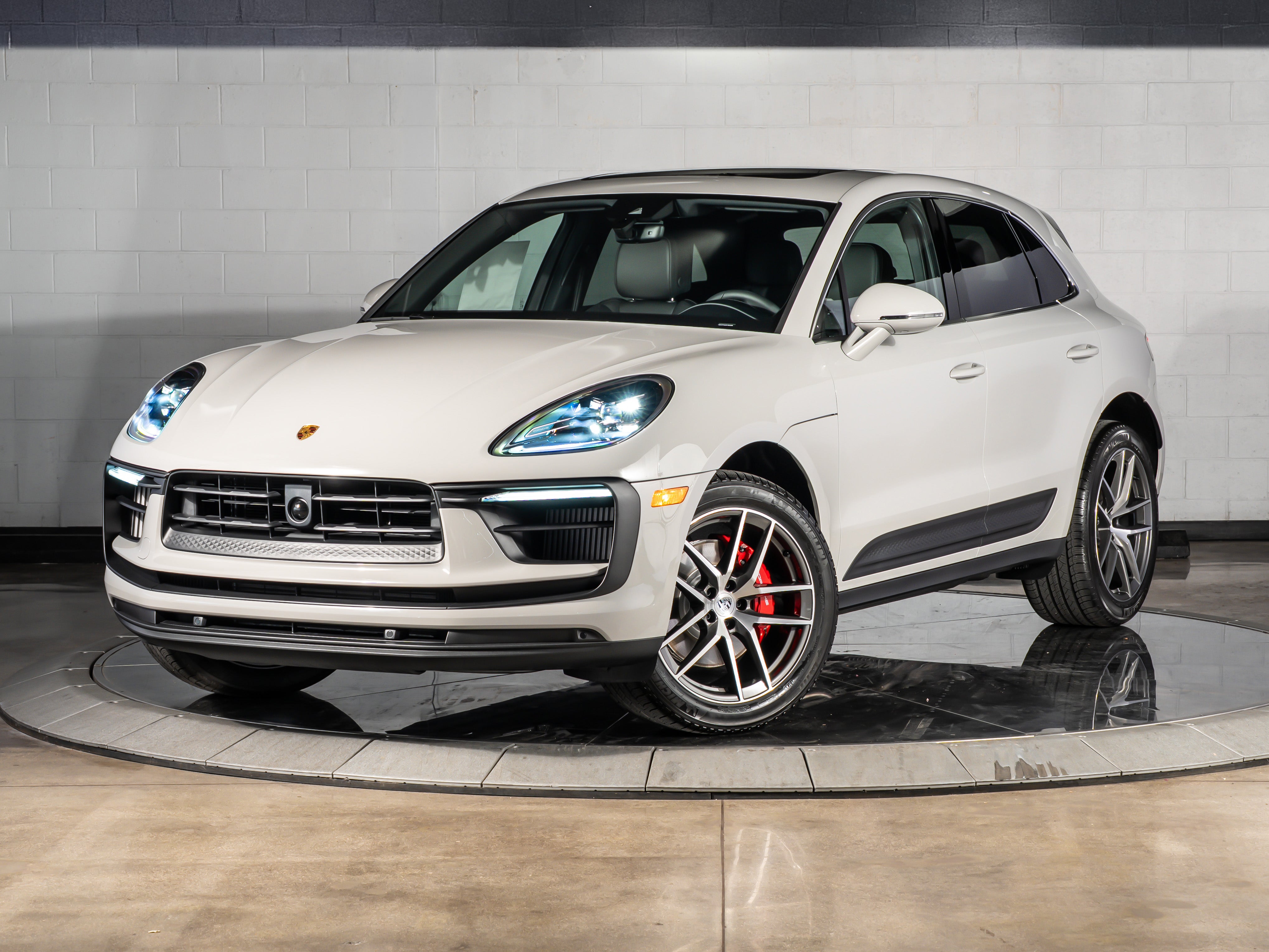 2026 Porsche Macan S