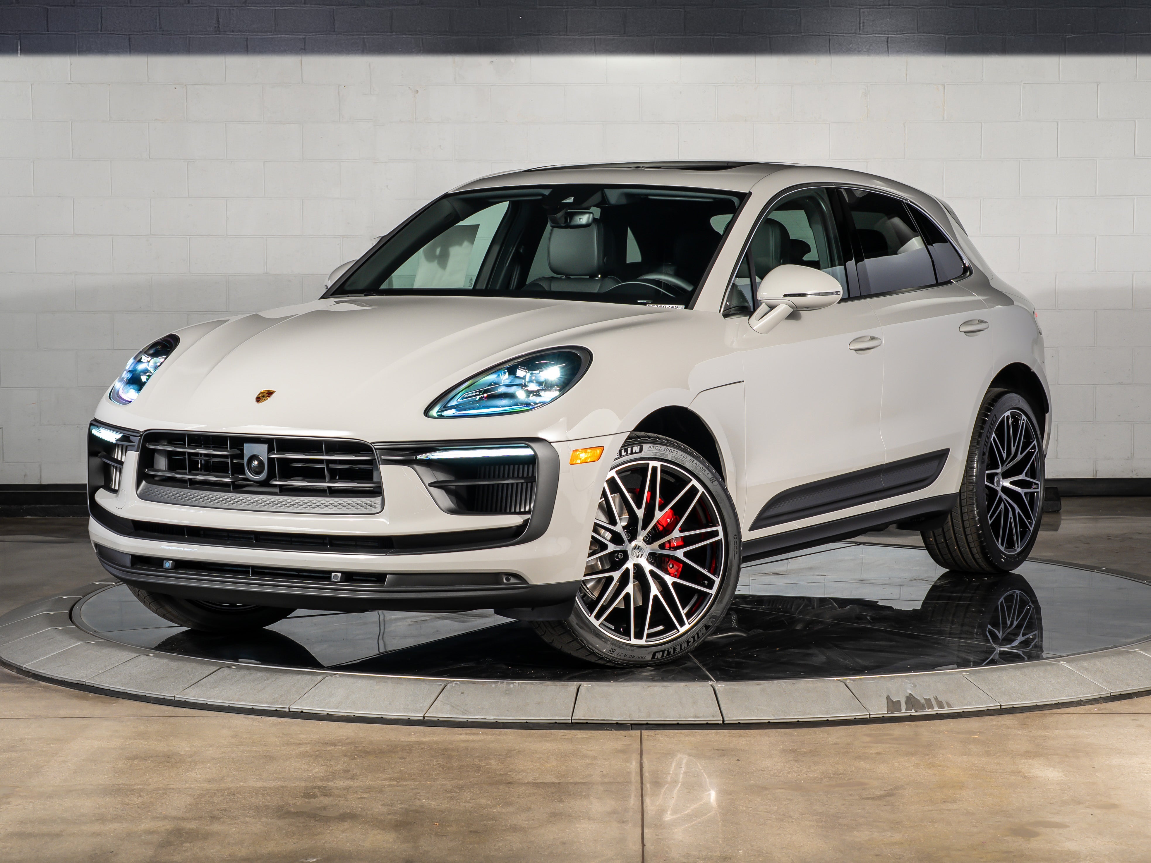 2026 Porsche Macan S