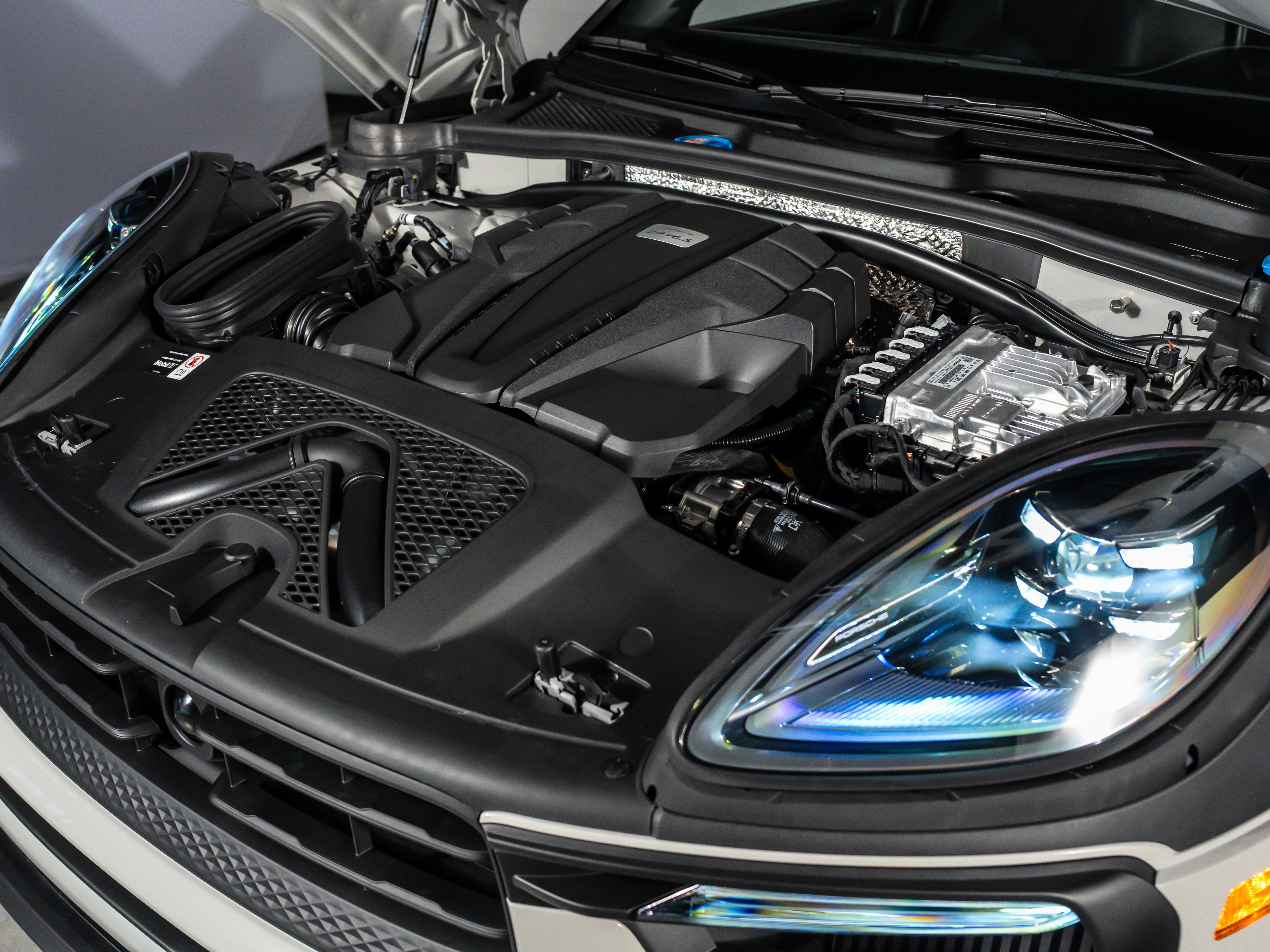 2026 Porsche Macan S