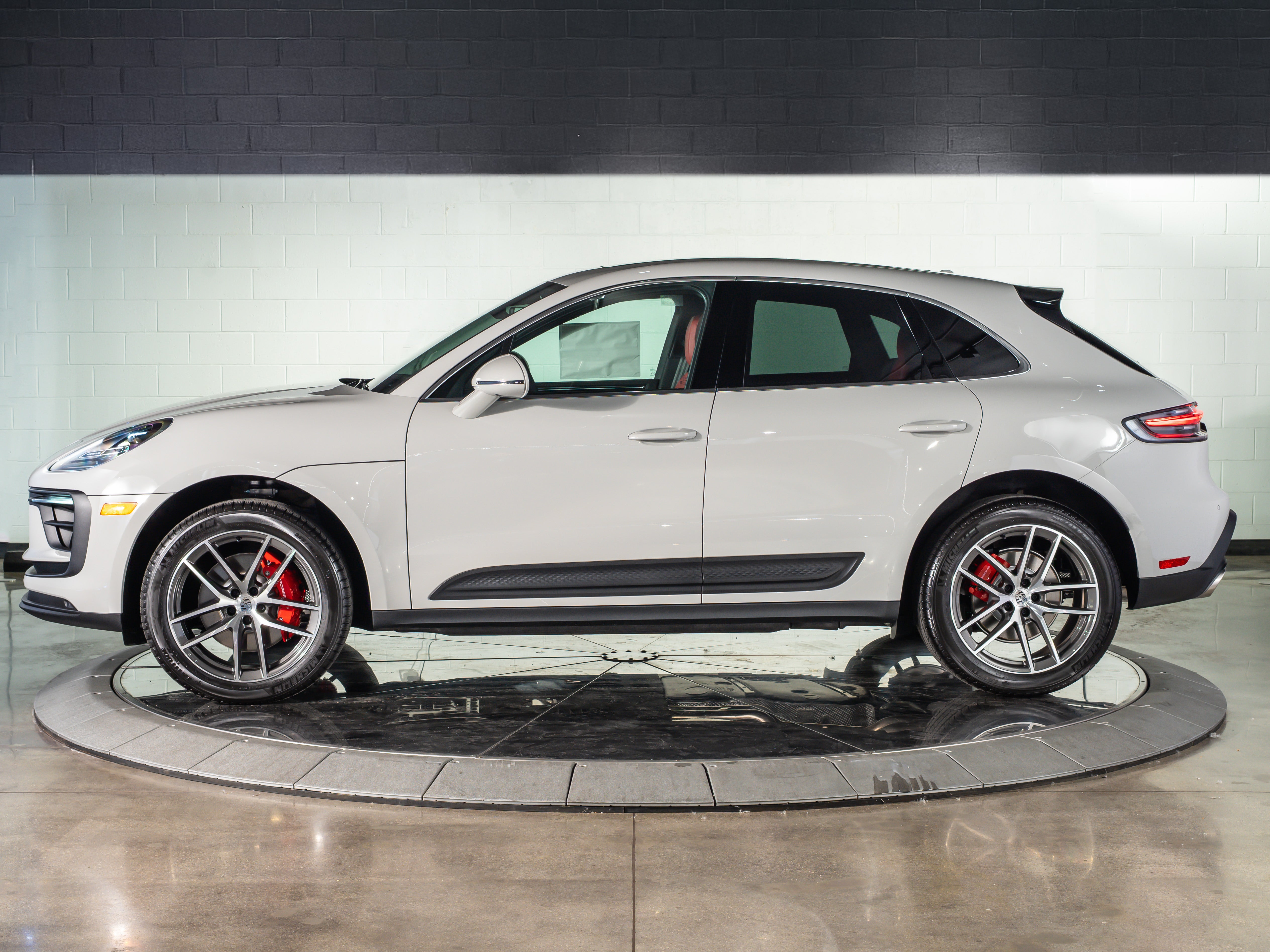 2026 Porsche Macan S
