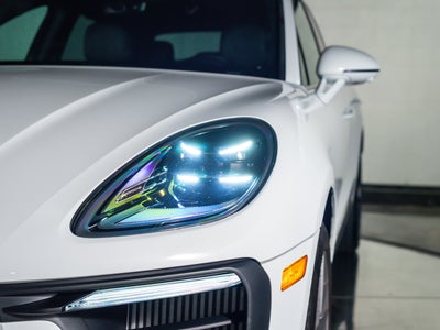 2025 Porsche Macan S