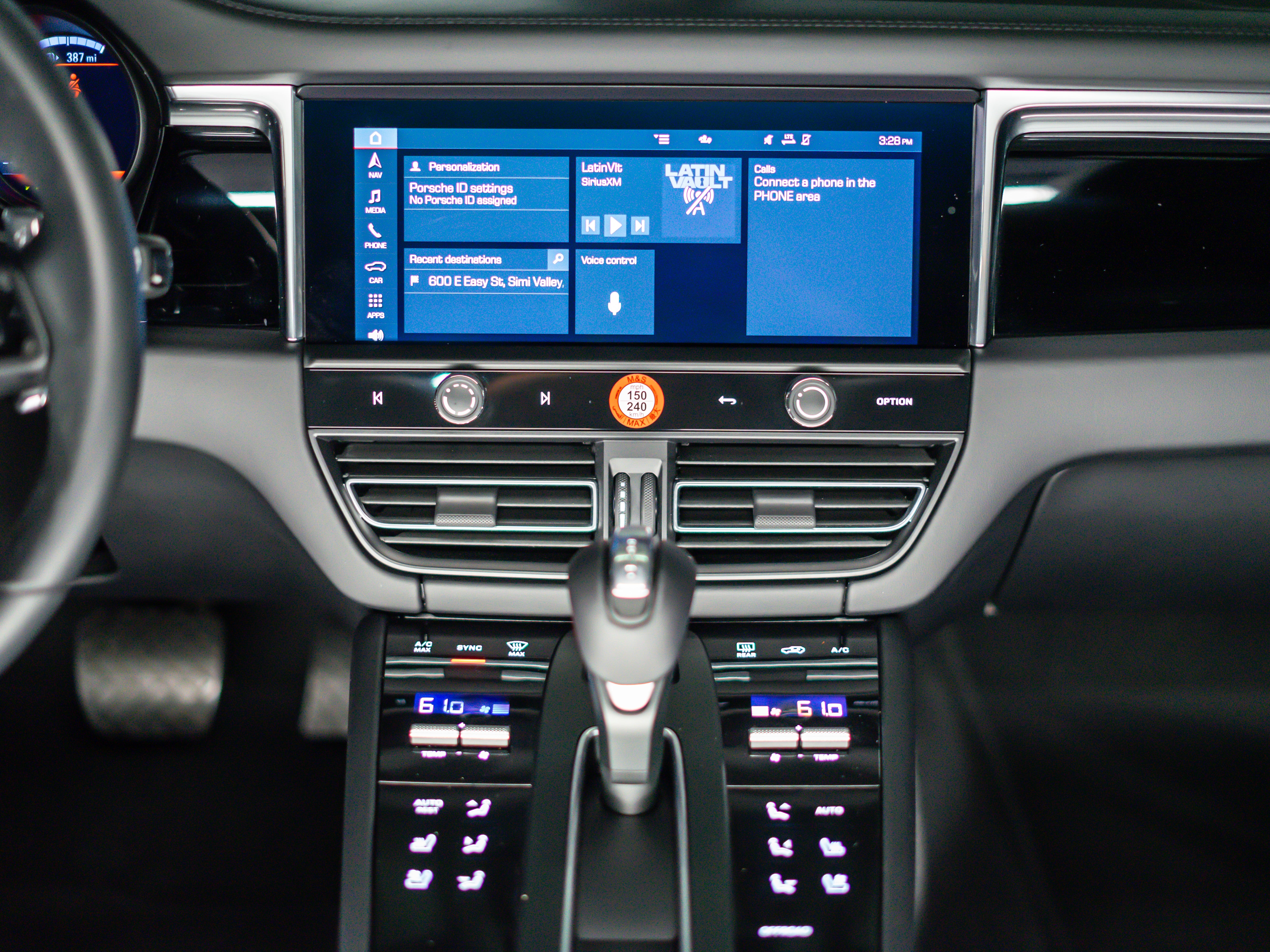 2025 Porsche Macan S