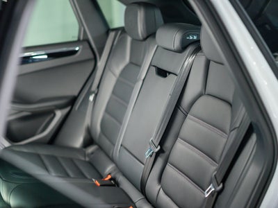 2025 Porsche Macan S