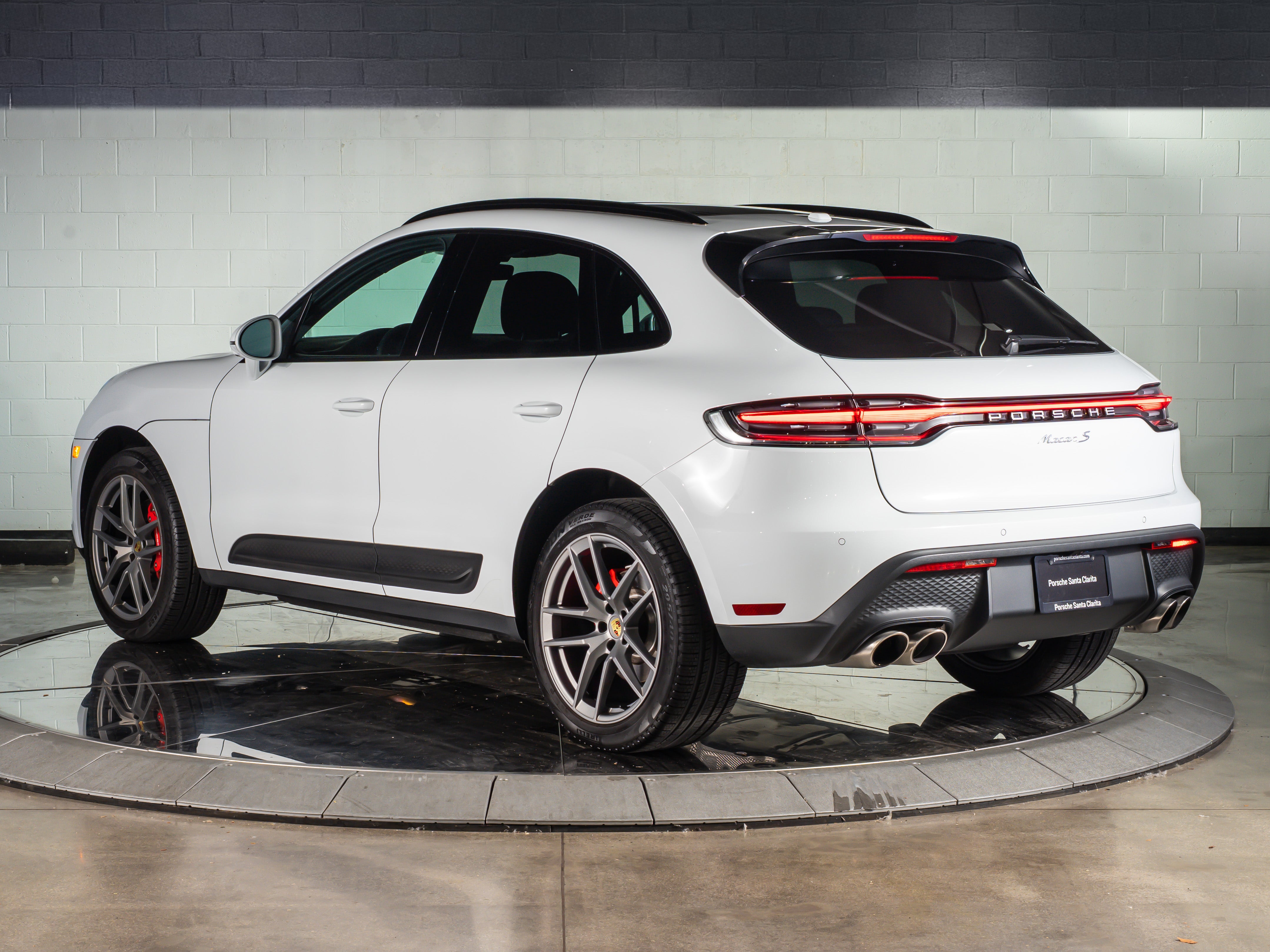 2025 Porsche Macan S