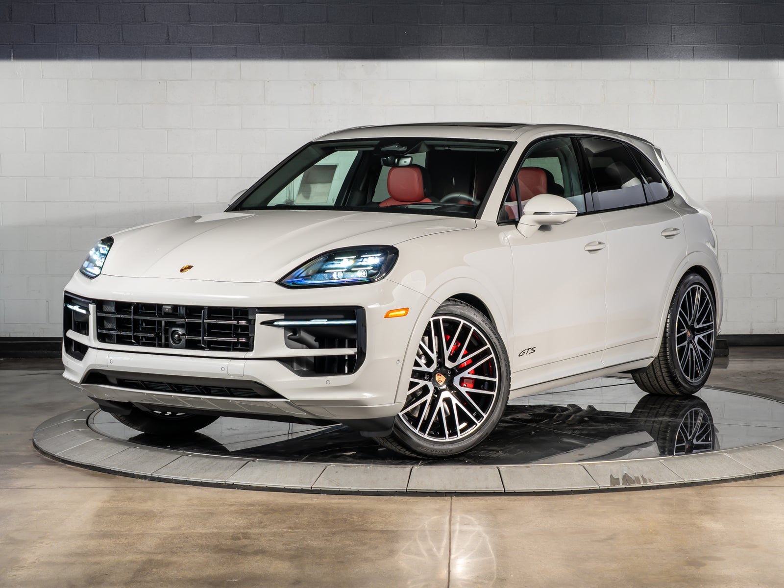 2026 Porsche Cayenne Gts GTS — photo 1 of 35 from the dealer listing