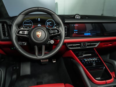 2026 Porsche Cayenne Gts GTS