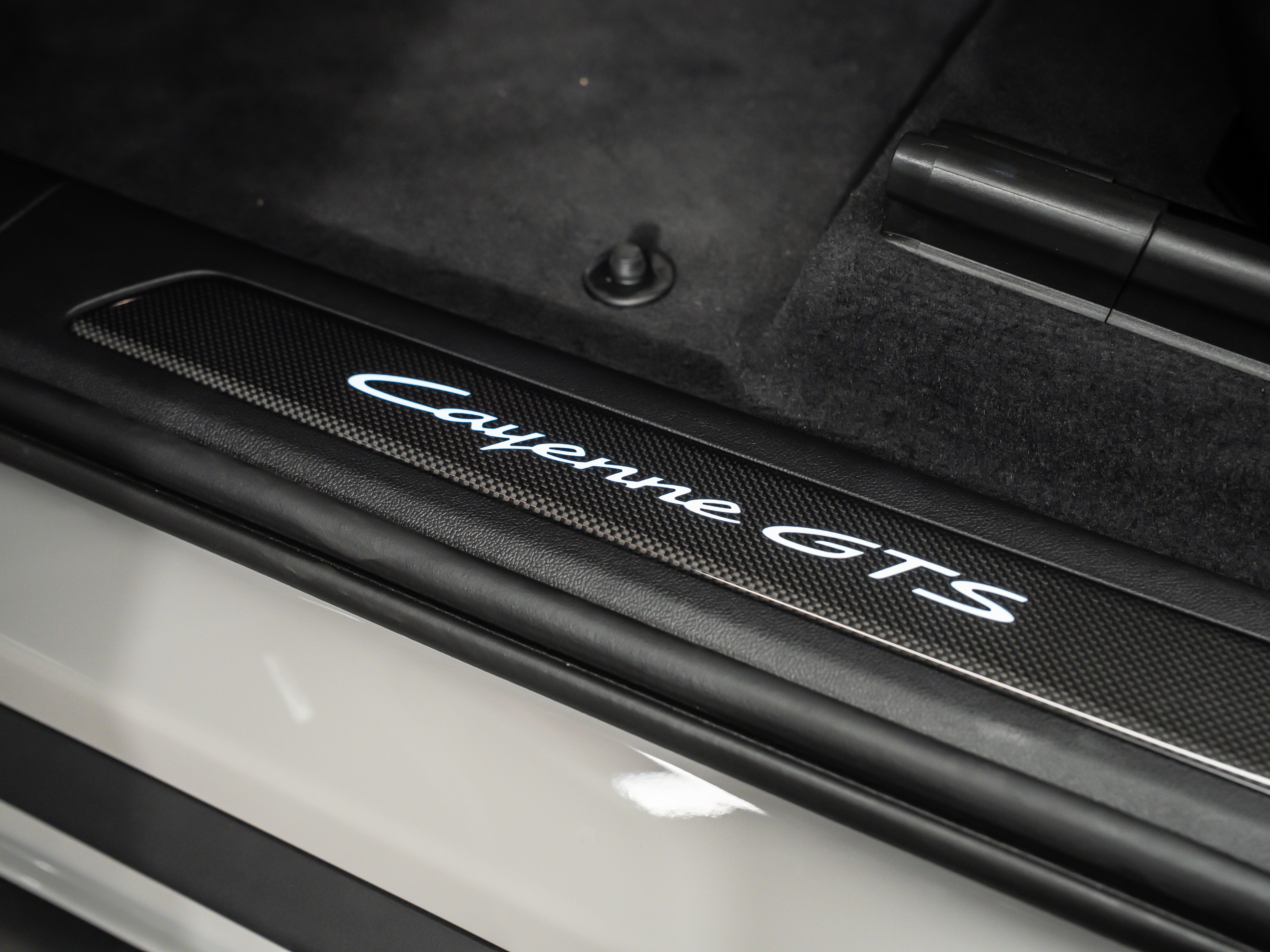 2026 Porsche Cayenne Gts GTS
