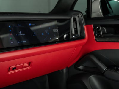 2026 Porsche Cayenne Gts GTS
