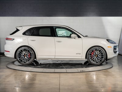 2026 Porsche Cayenne Gts GTS