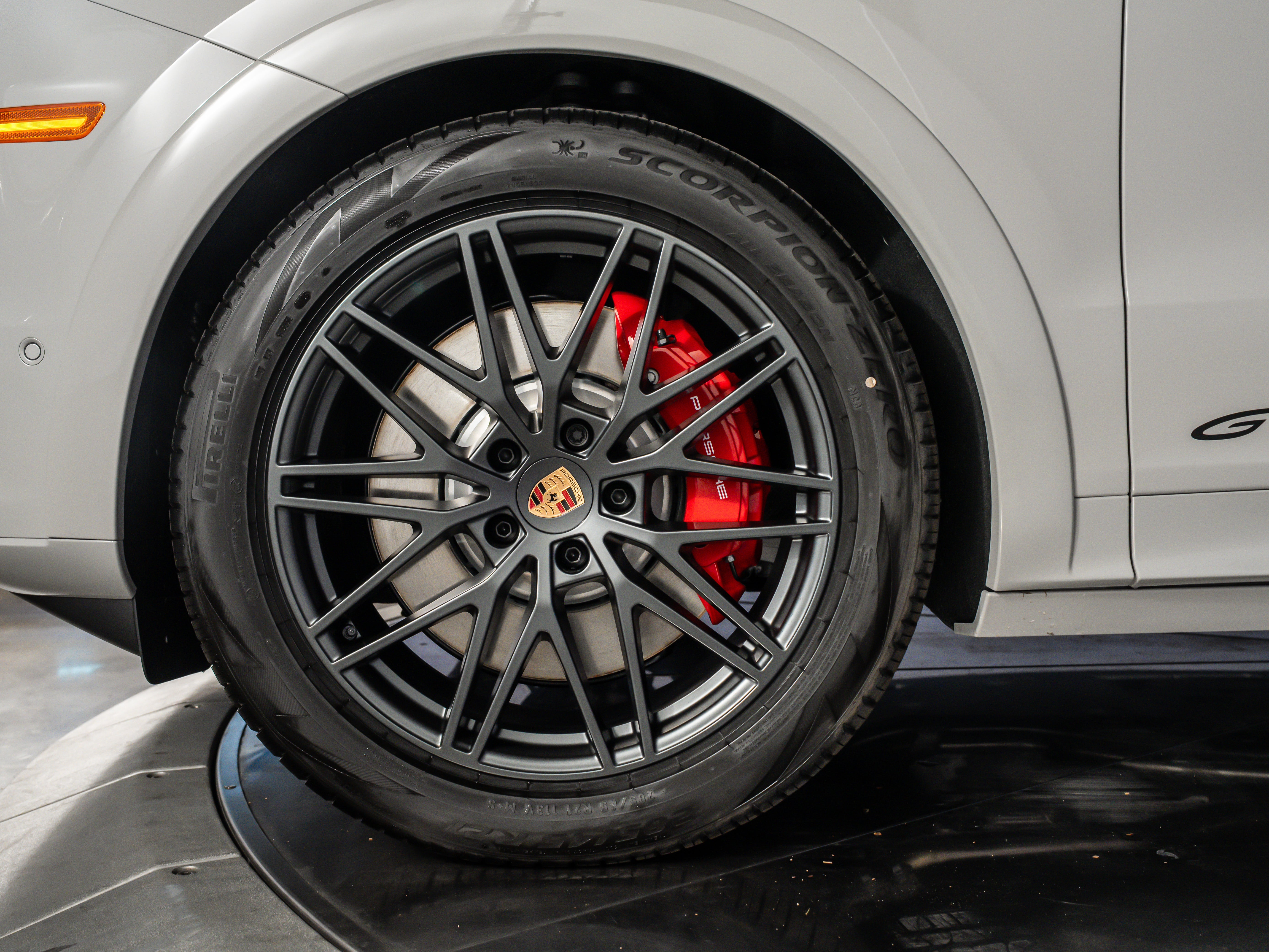 2026 Porsche Cayenne GTS