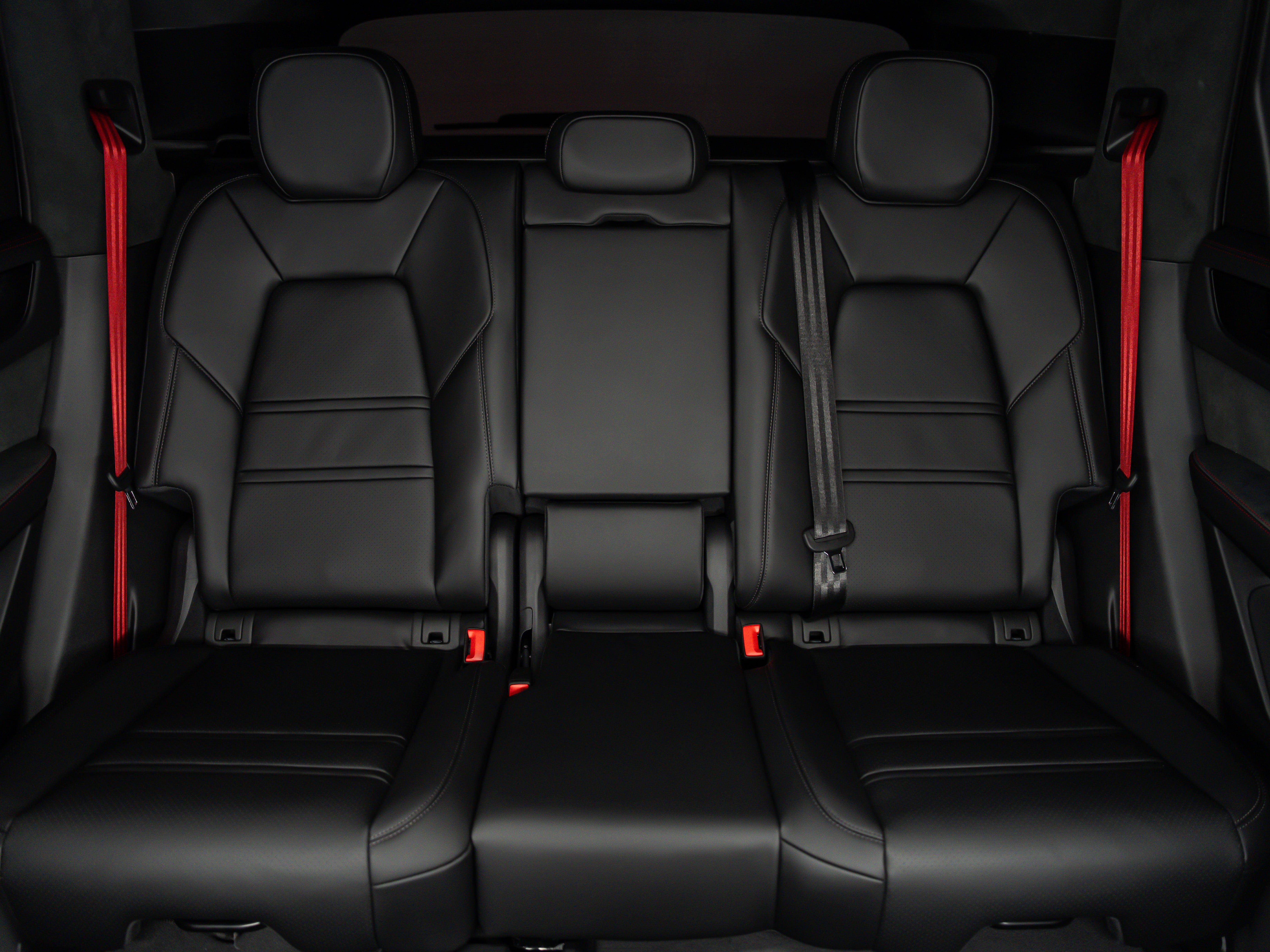 2026 Porsche Cayenne GTS