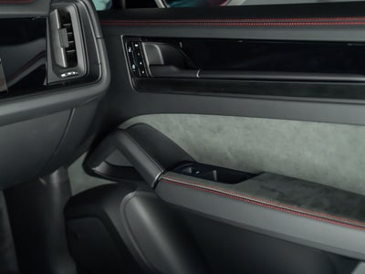 2026 Porsche Cayenne GTS