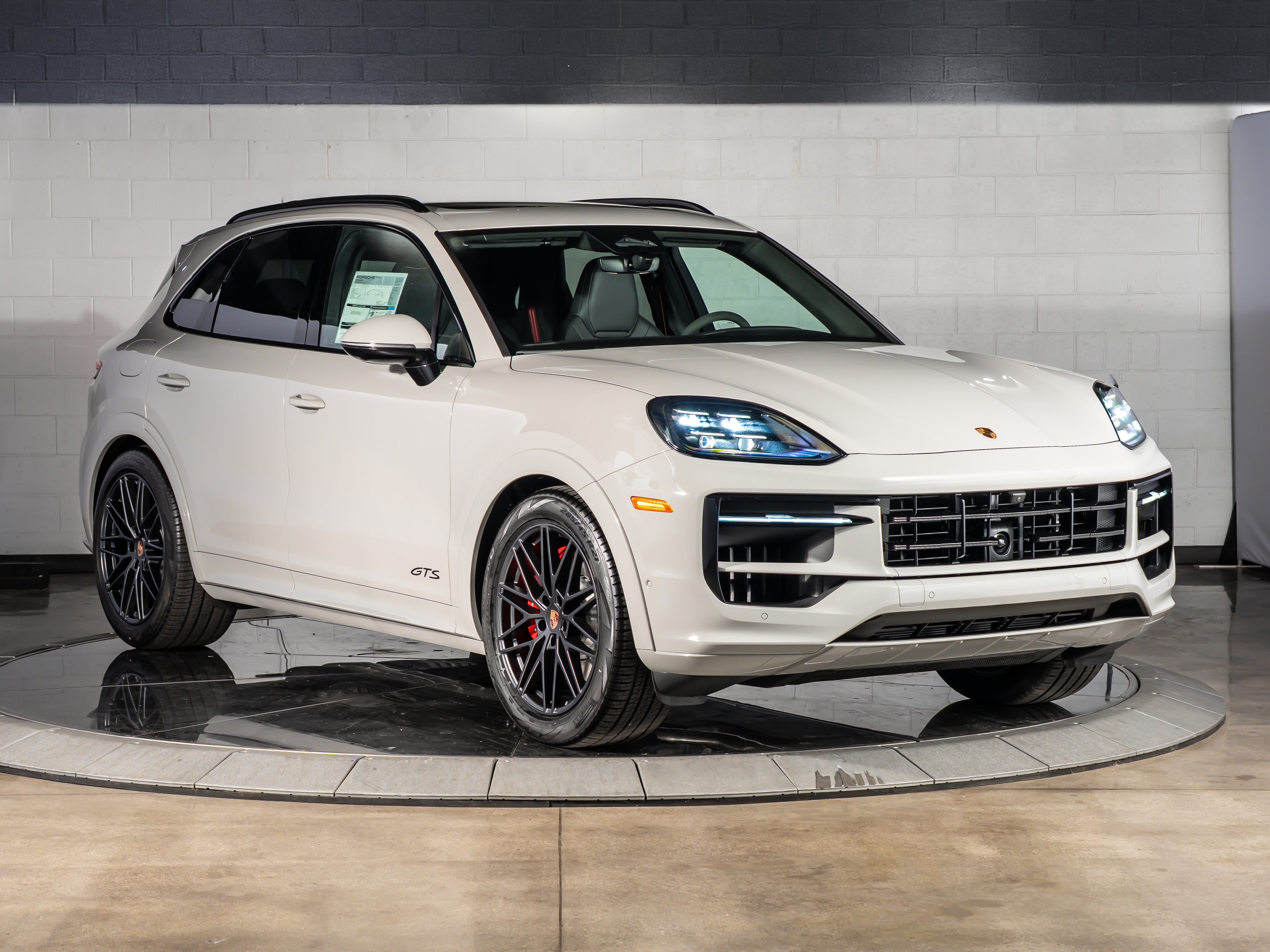 2026 Porsche Cayenne GTS