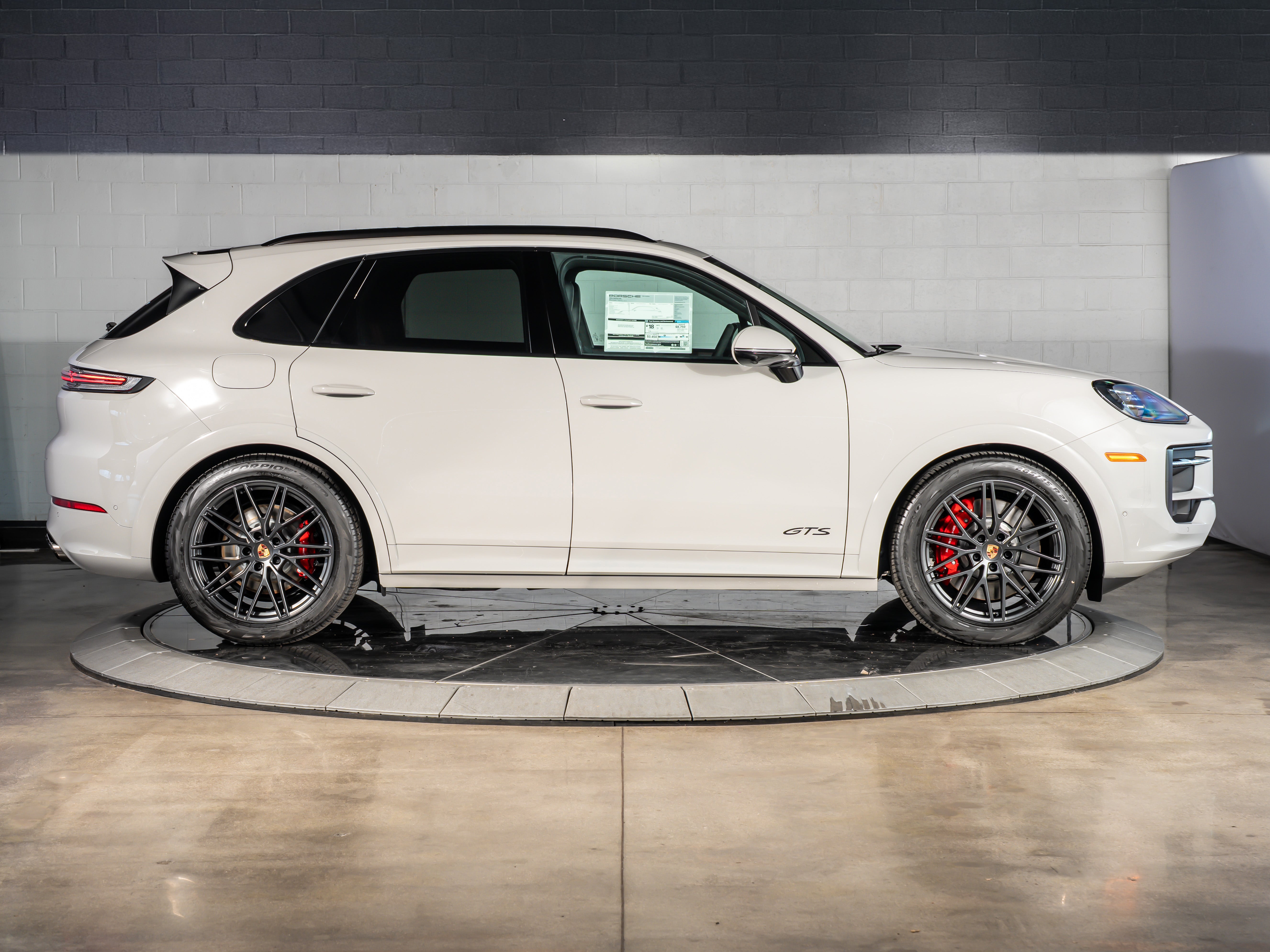 2026 Porsche Cayenne GTS
