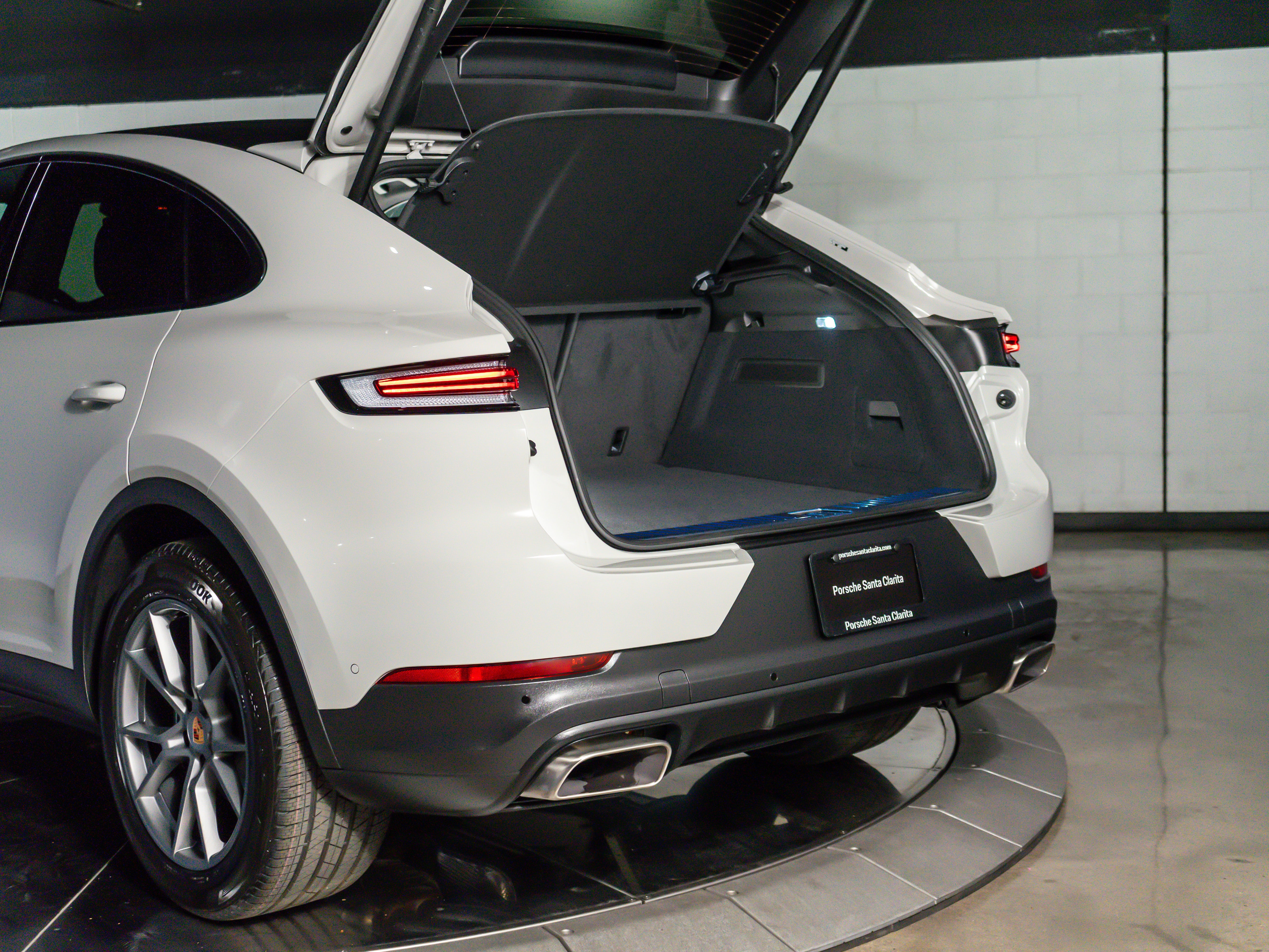 2026 Porsche Cayenne Coupe Base