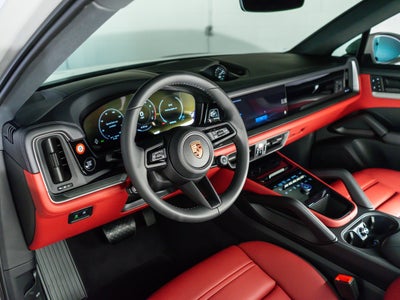 2026 Porsche Cayenne Coupe Base