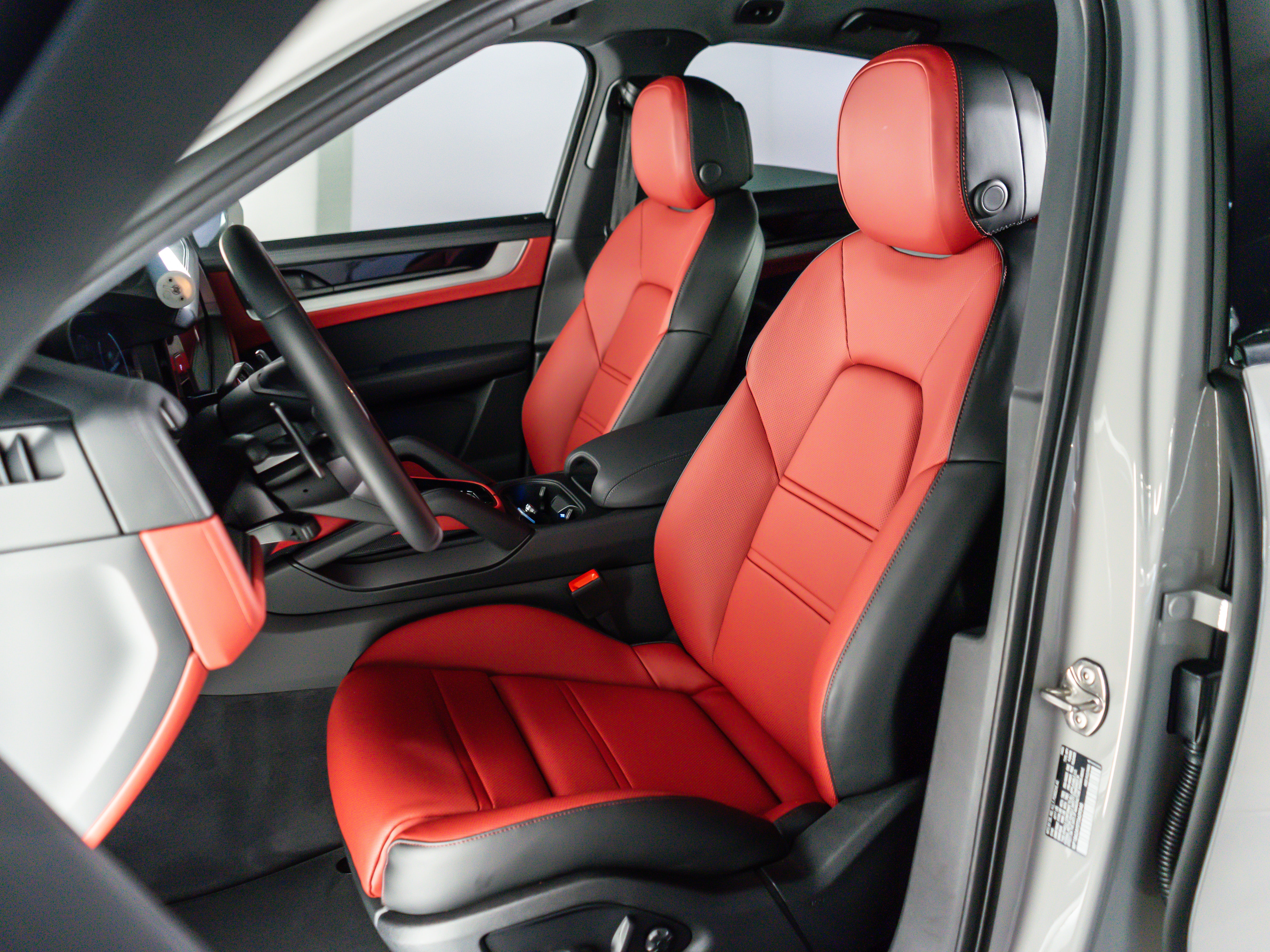 2026 Porsche Cayenne Coupe Base