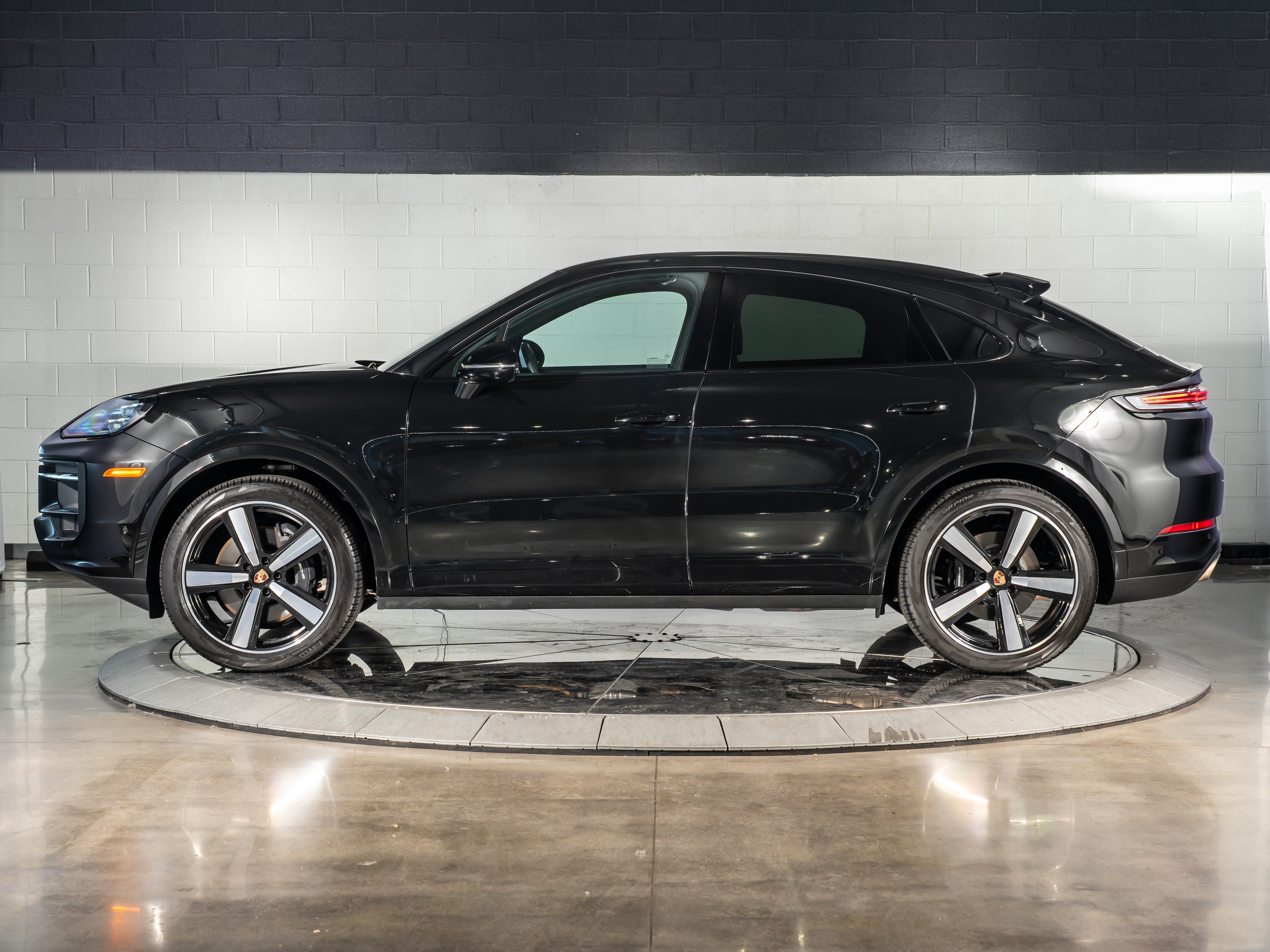 2026 Porsche Cayenne Coupe Base