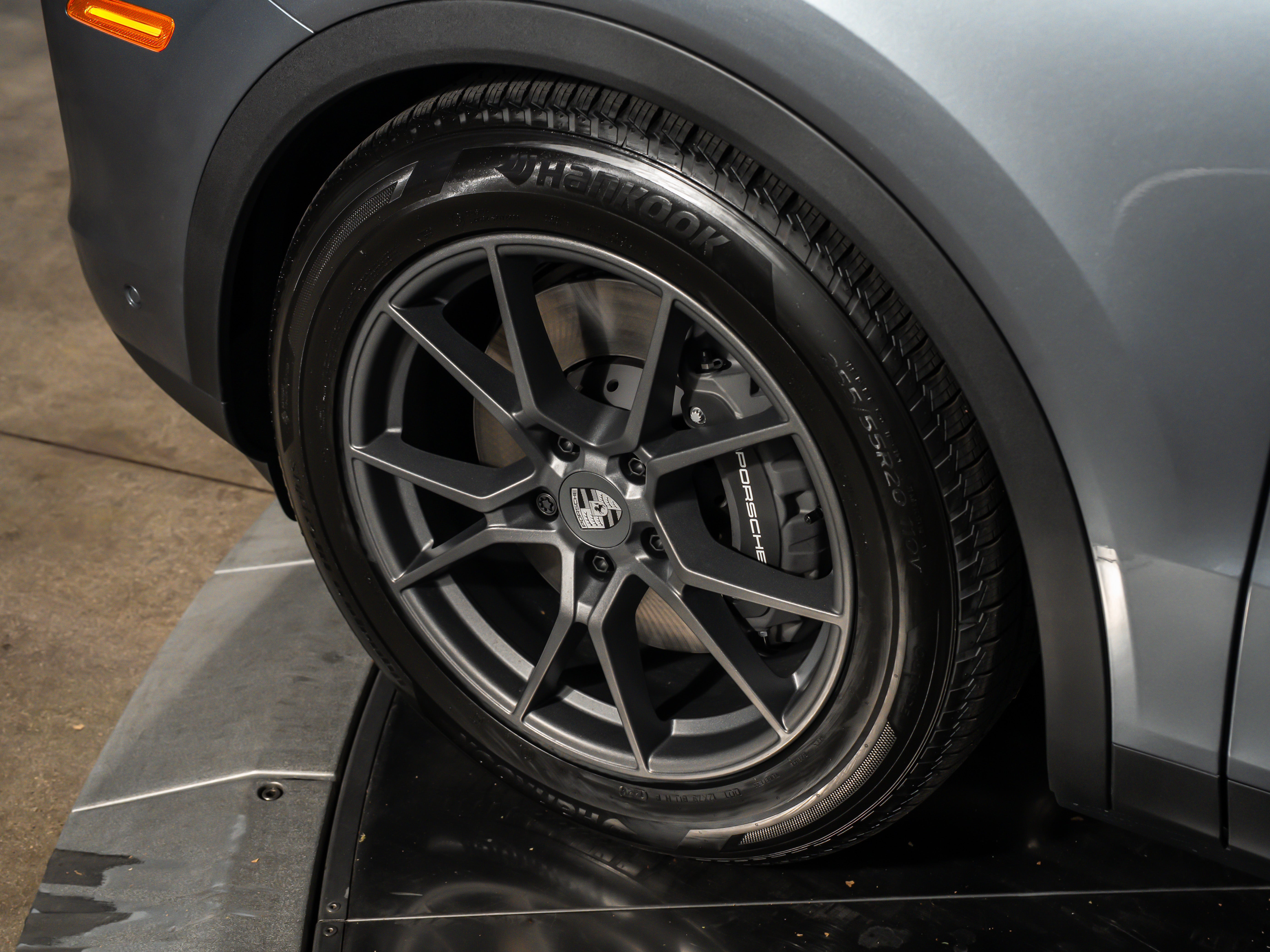 2026 Porsche Cayenne Coupe Base