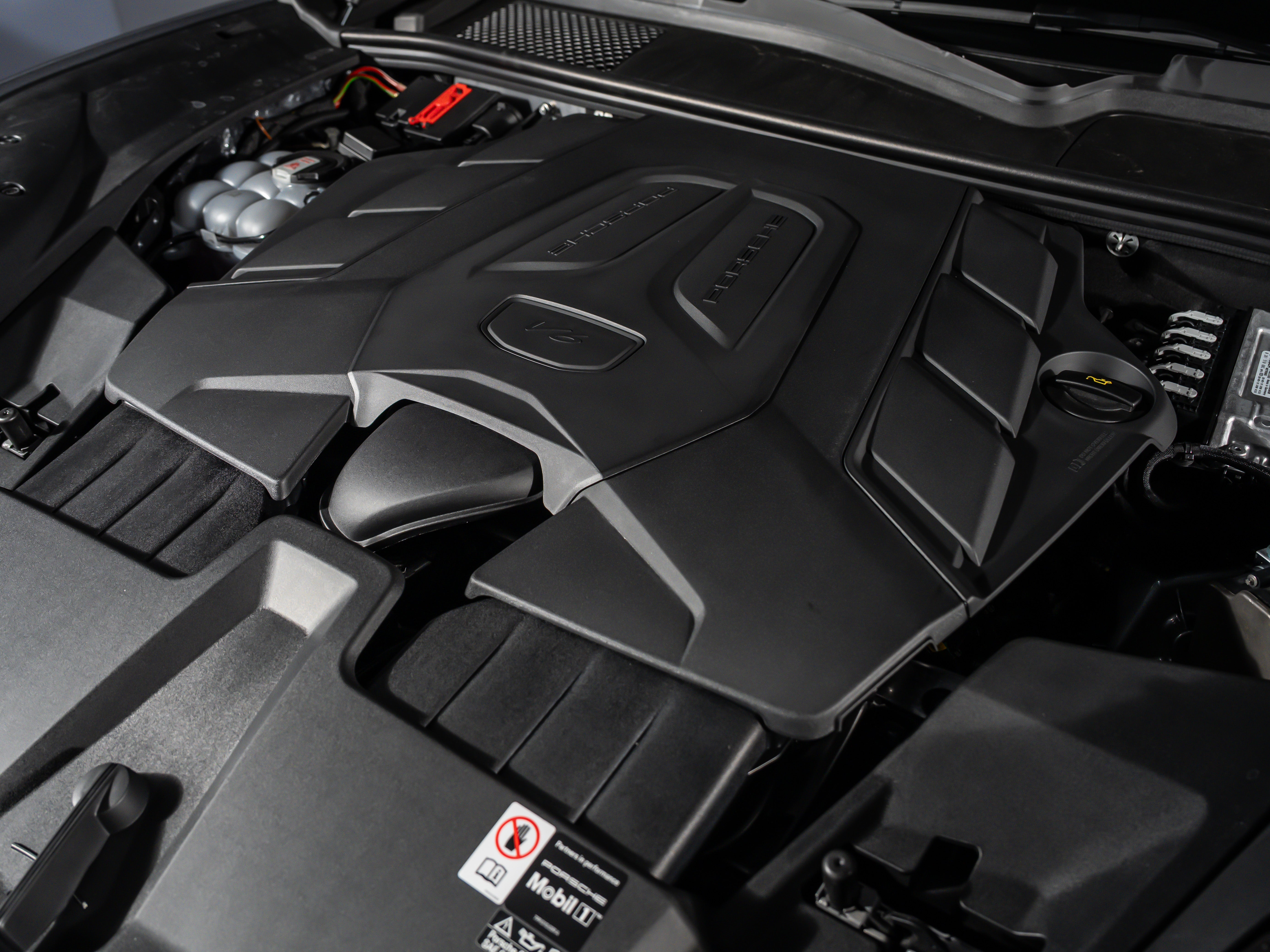 2026 Porsche Cayenne Coupe Base