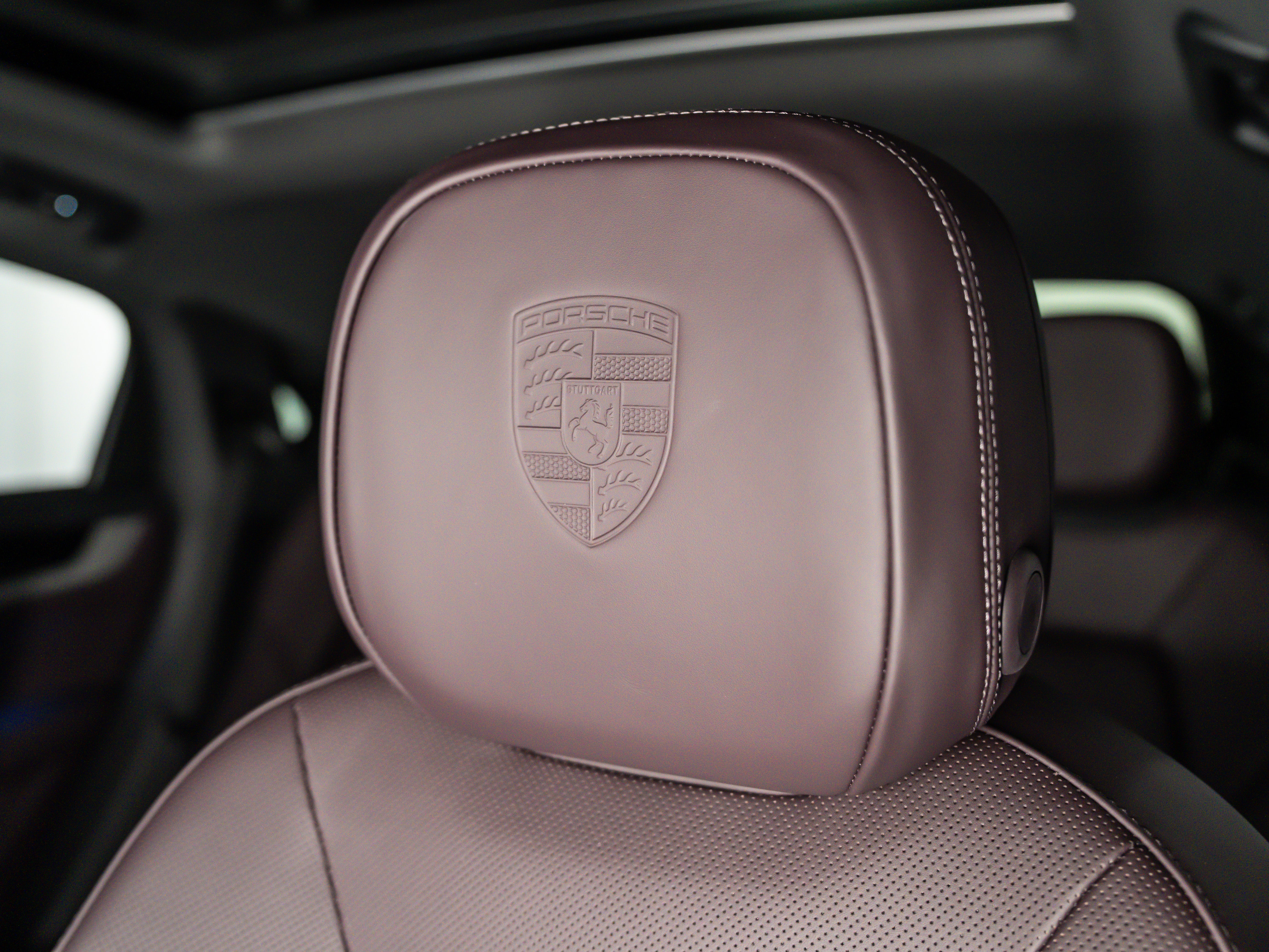 2026 Porsche Cayenne Coupe Base