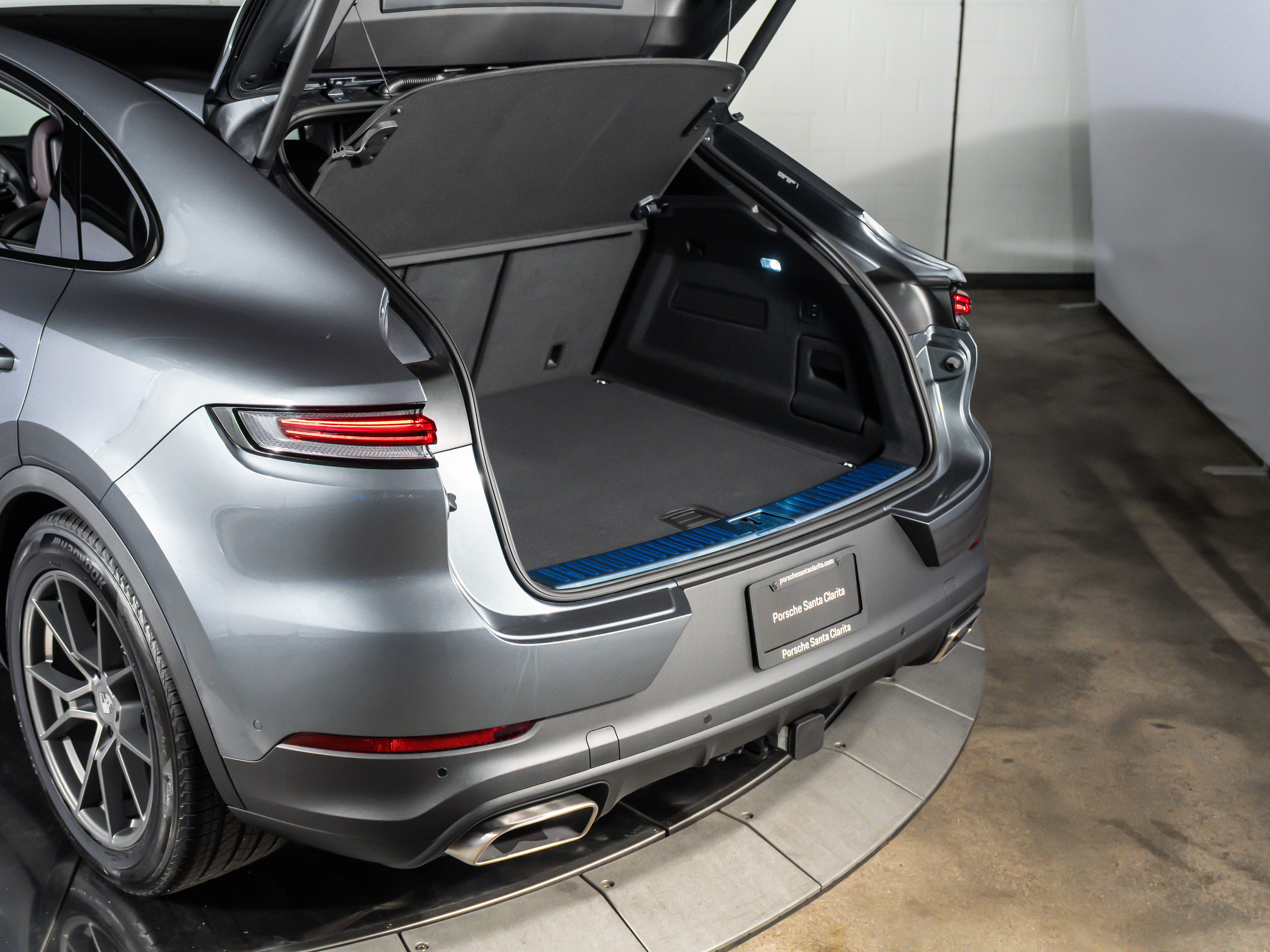 2026 Porsche Cayenne Coupe Base
