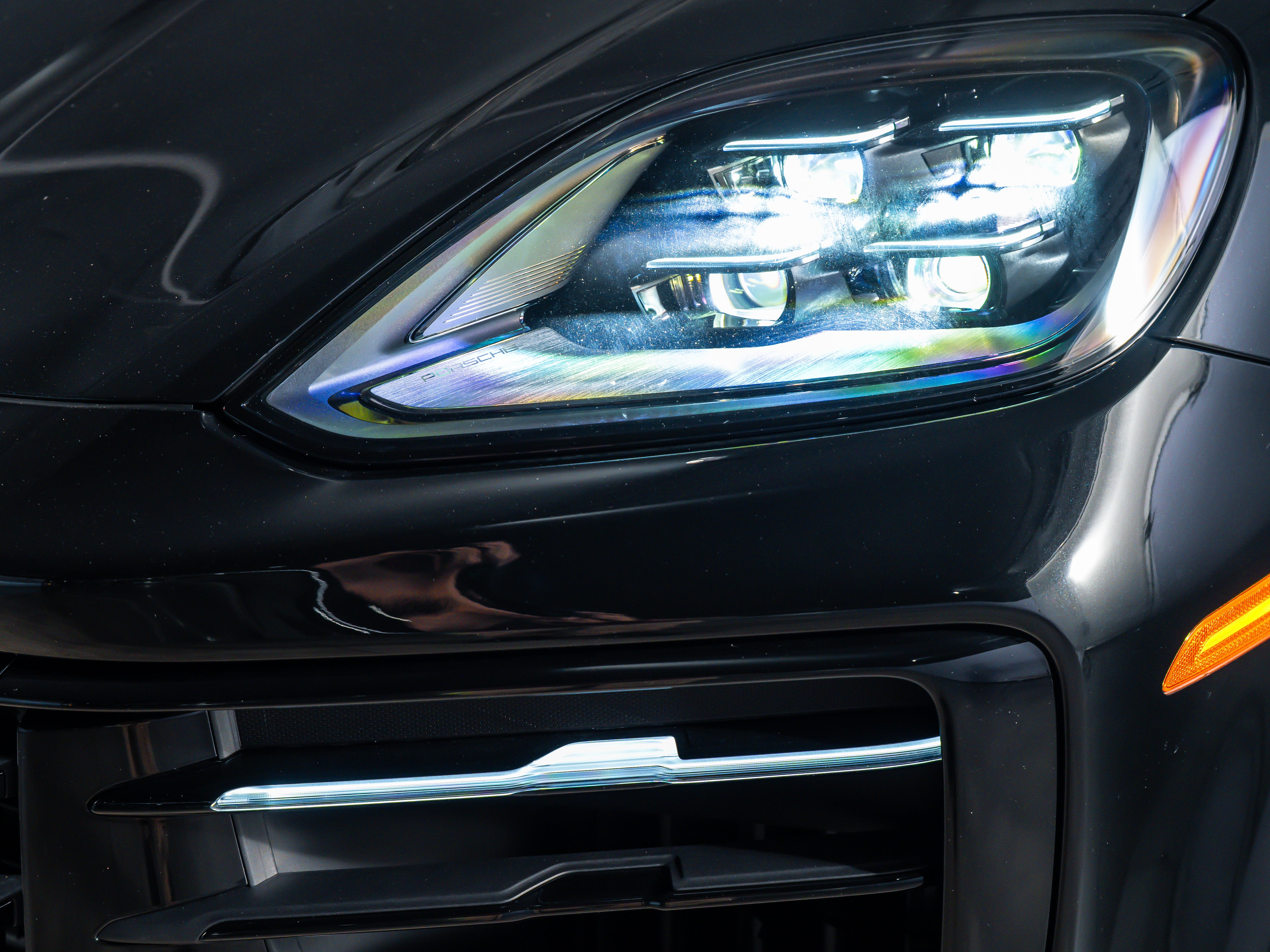 2025 Porsche Cayenne Coupe Base