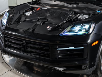 2025 Porsche Cayenne Coupe Base