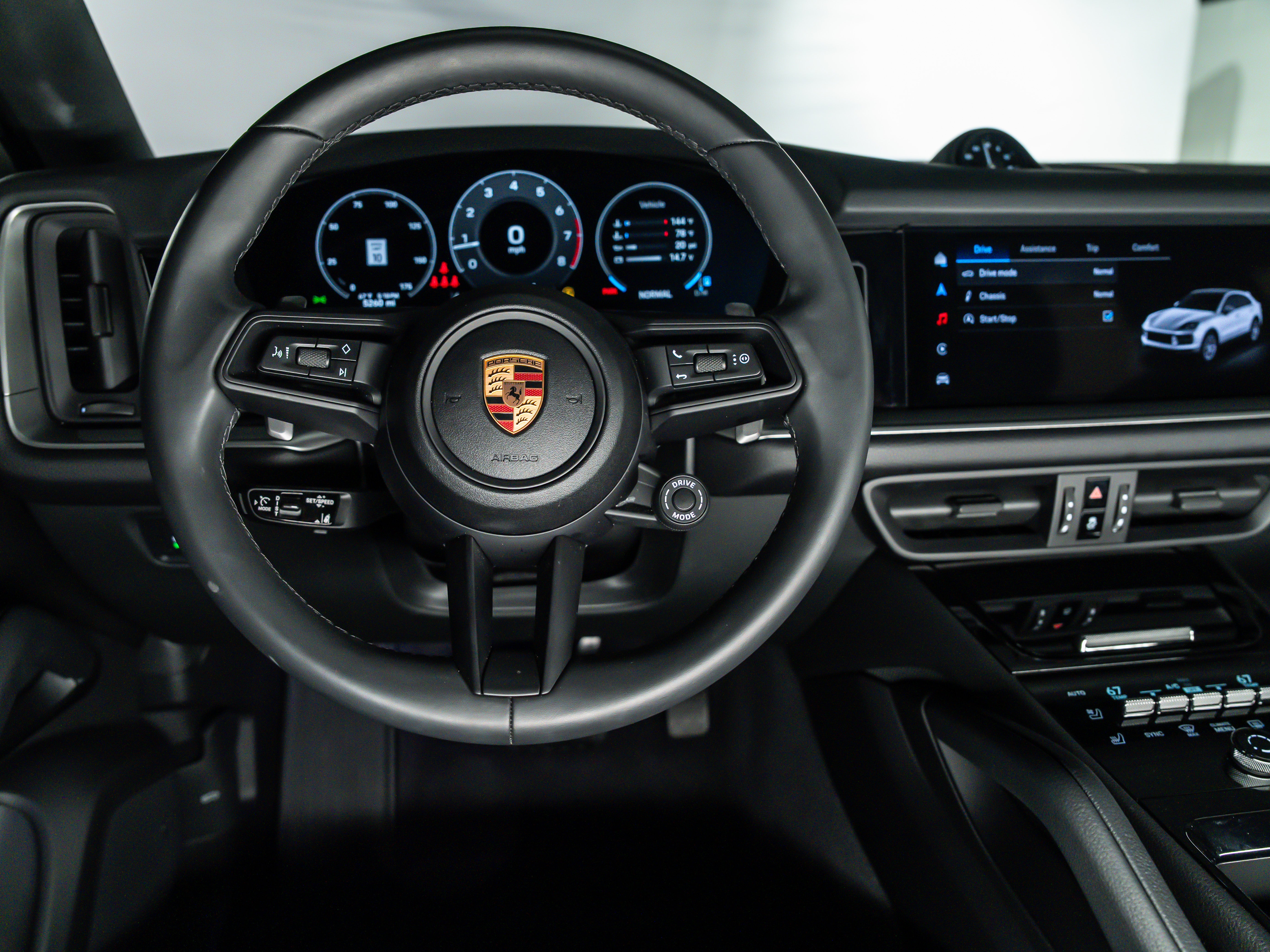 2025 Porsche Cayenne Coupe Base