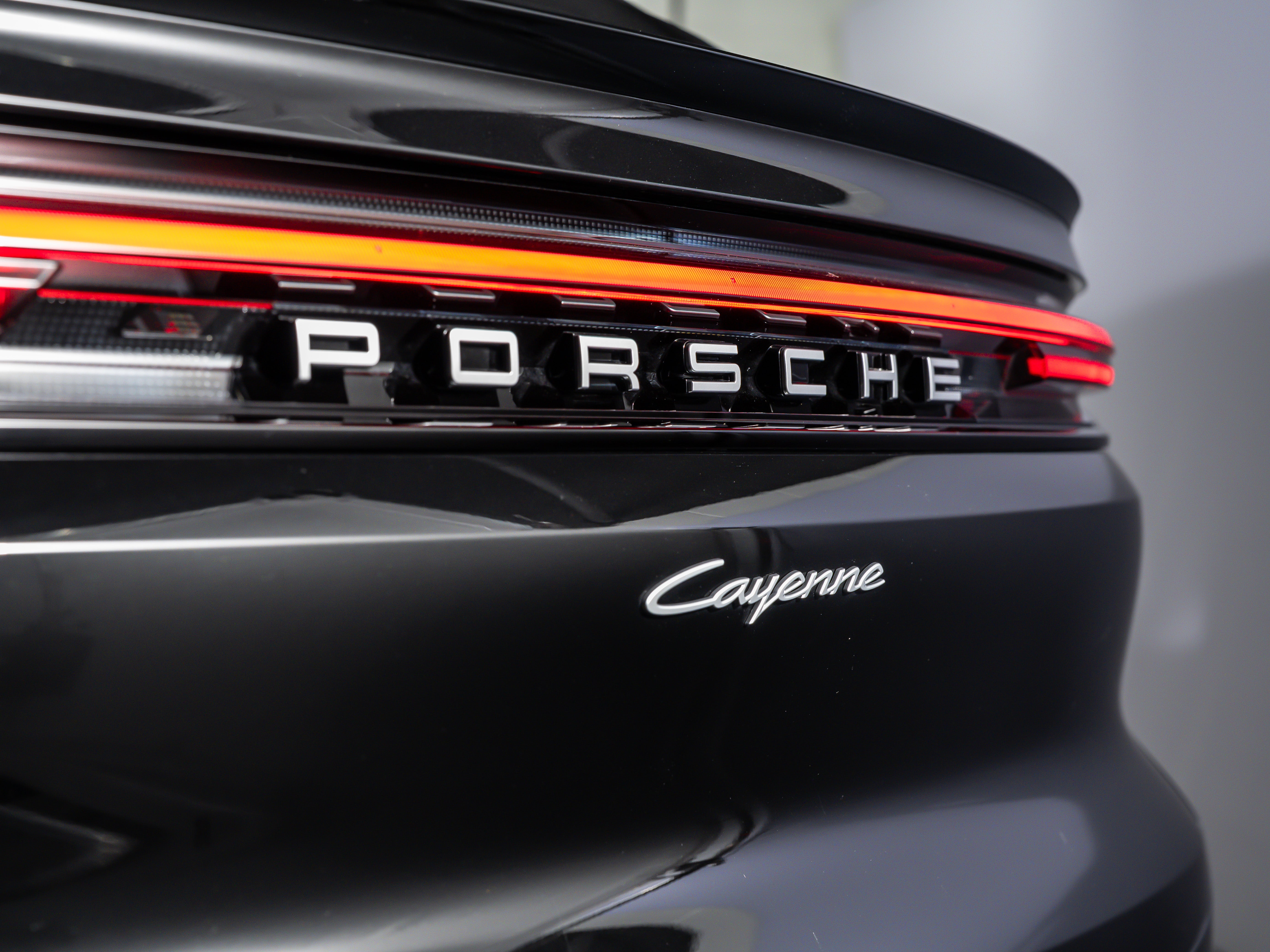 2025 Porsche Cayenne Coupe Base