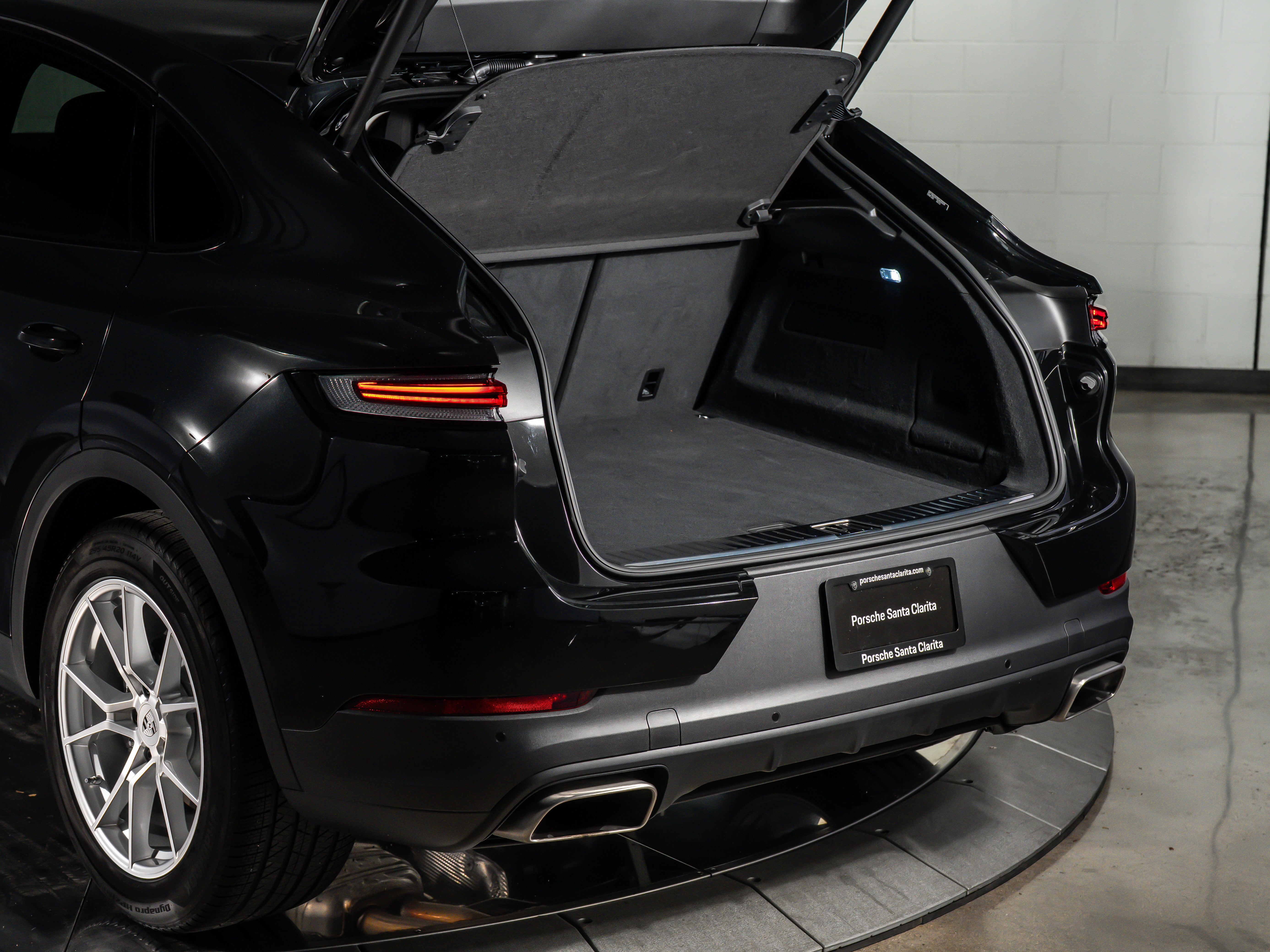 2025 Porsche Cayenne Coupe Base