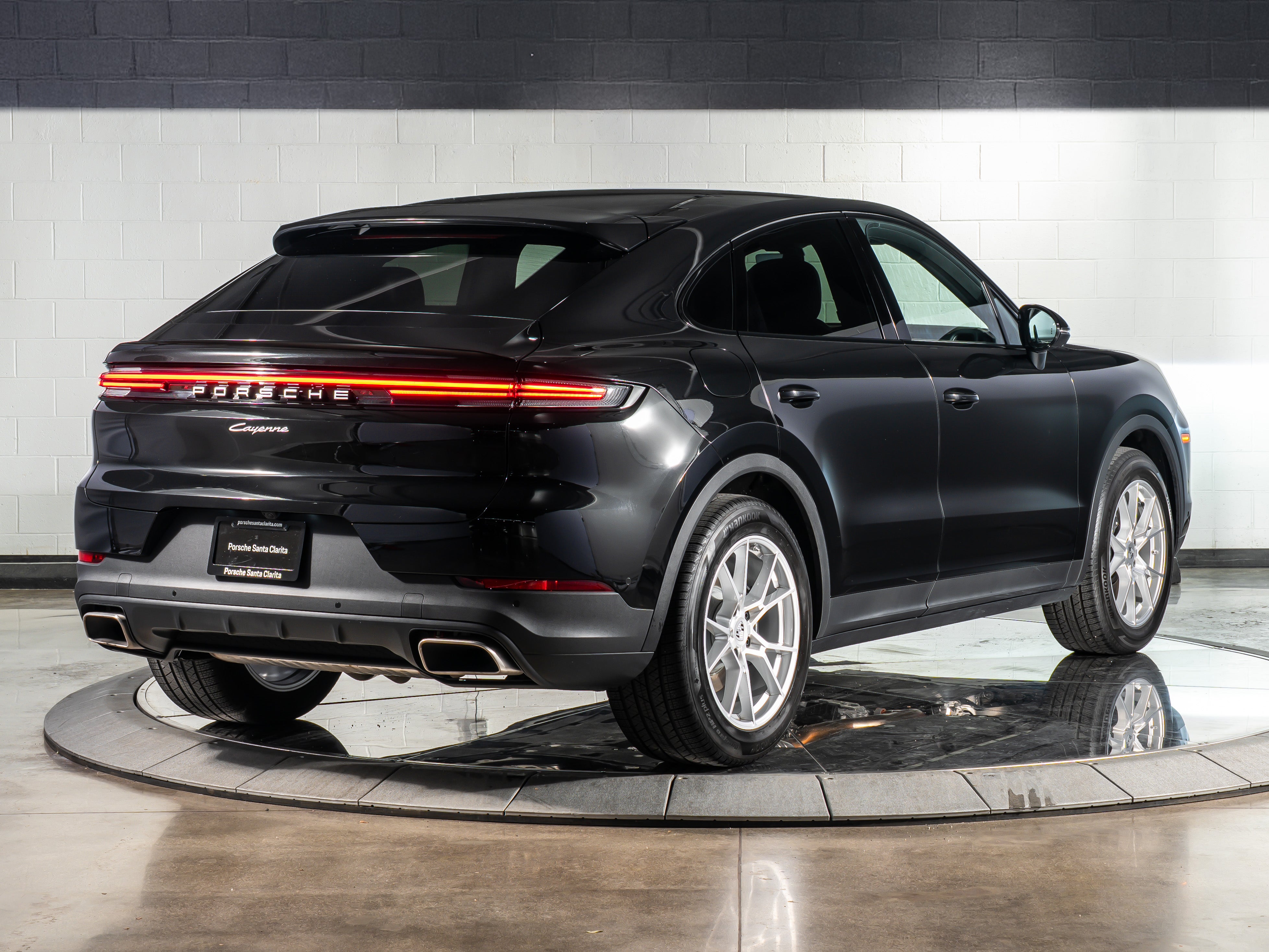 2025 Porsche Cayenne Coupe Base