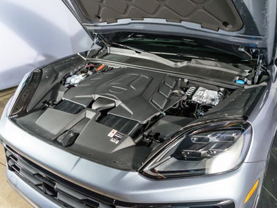 2026 Porsche Cayenne Coupe Base
