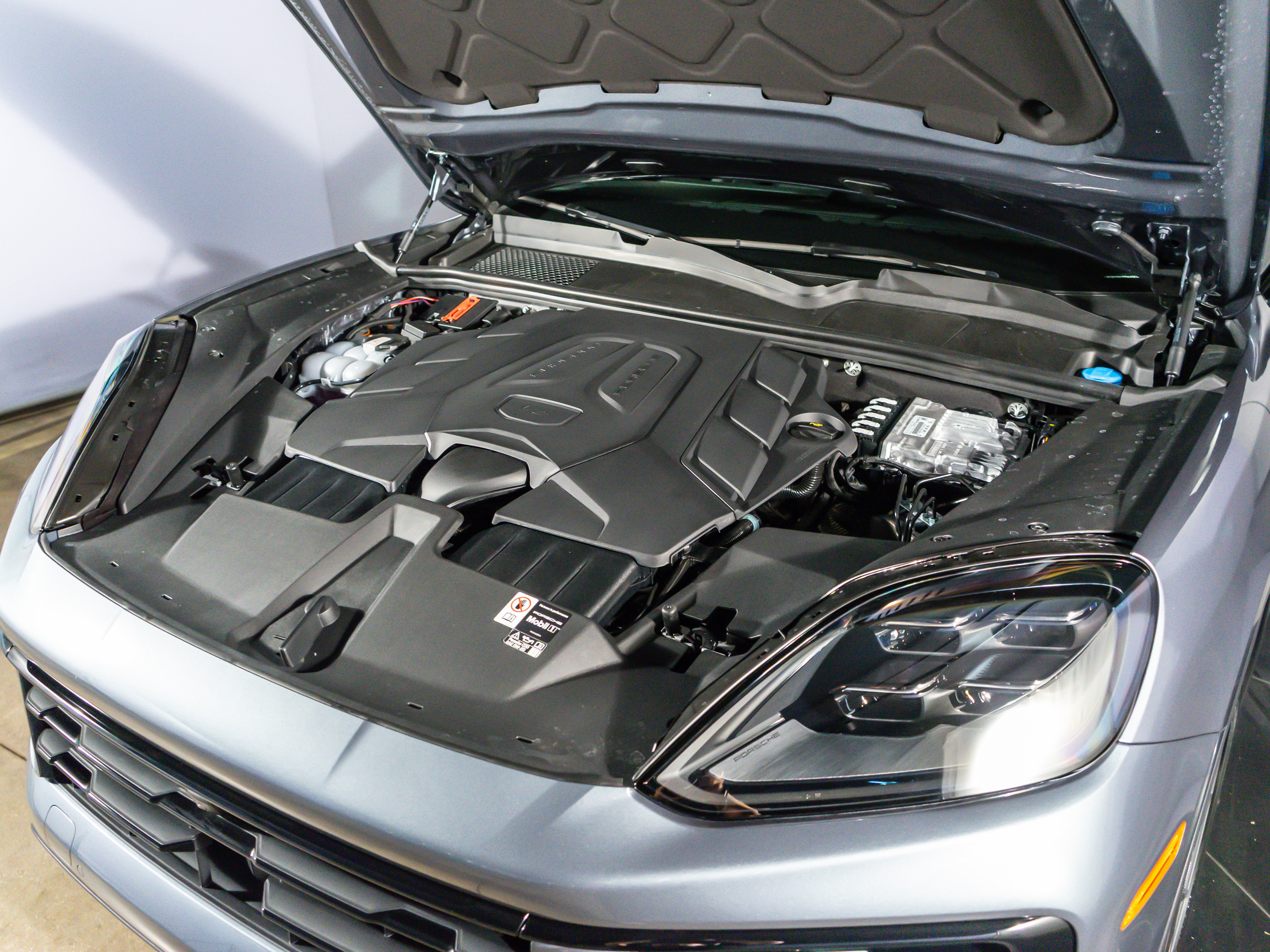 2026 Porsche Cayenne Coupe Base