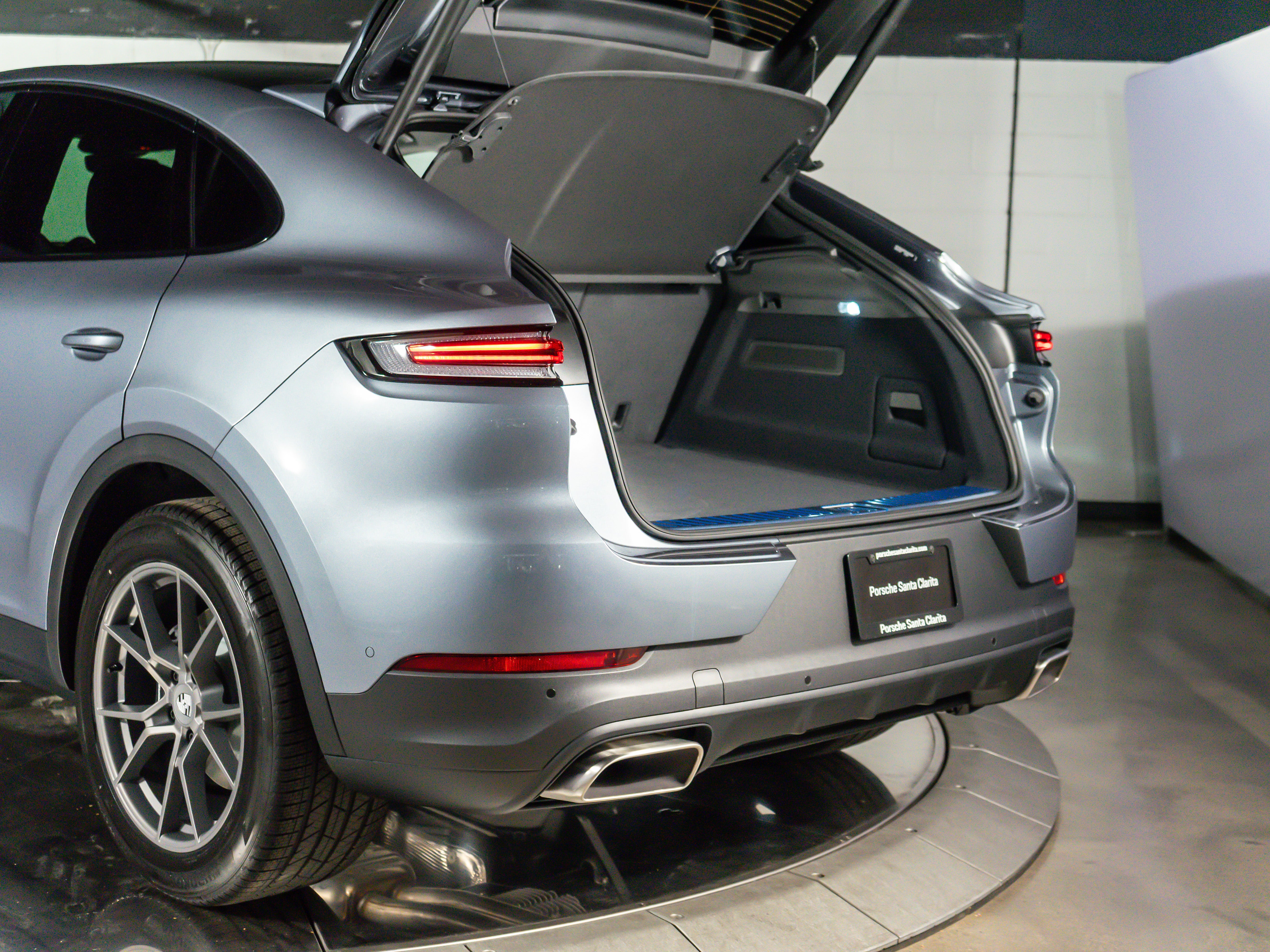 2026 Porsche Cayenne Coupe Base