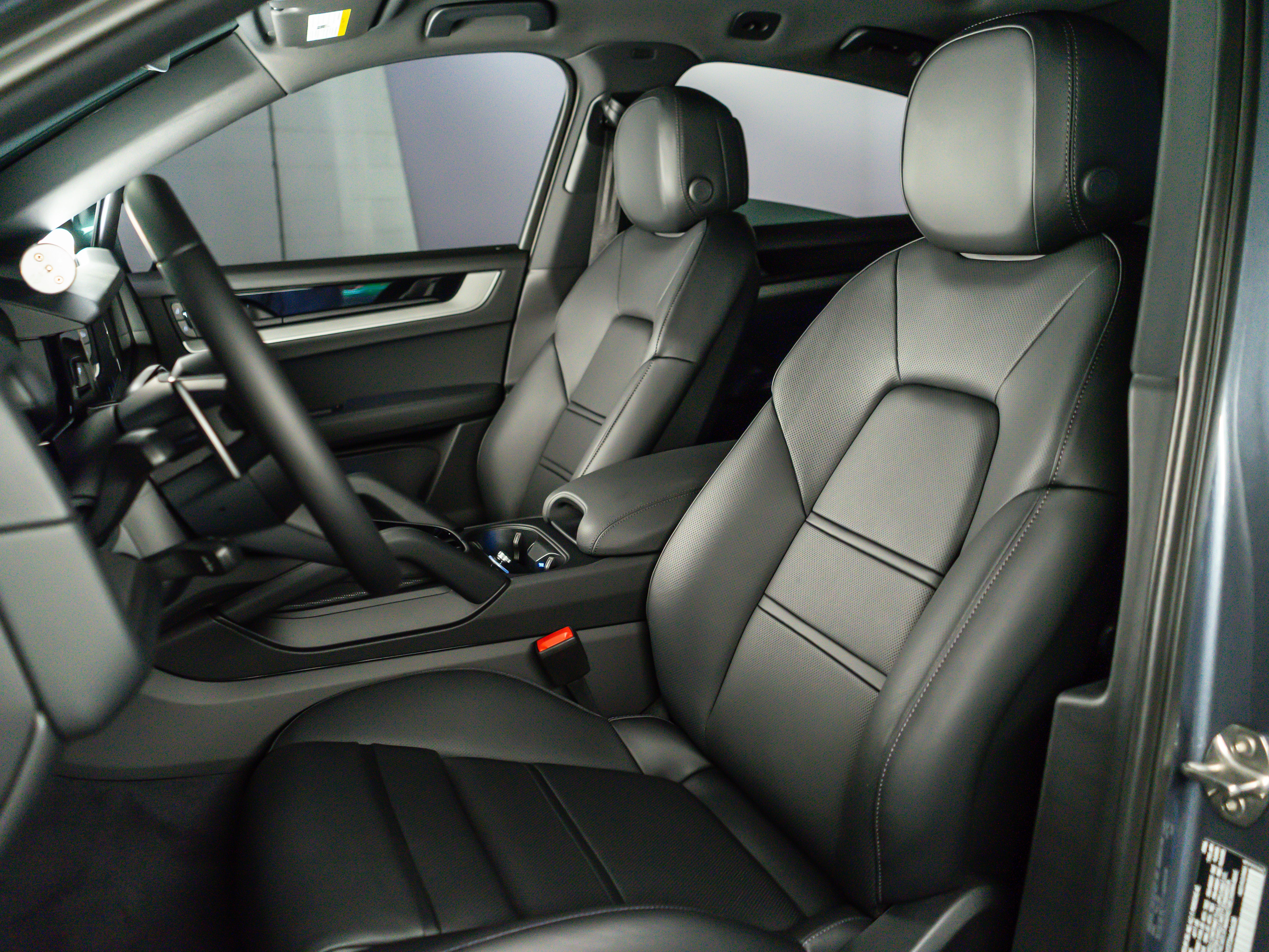 2026 Porsche Cayenne Coupe Base