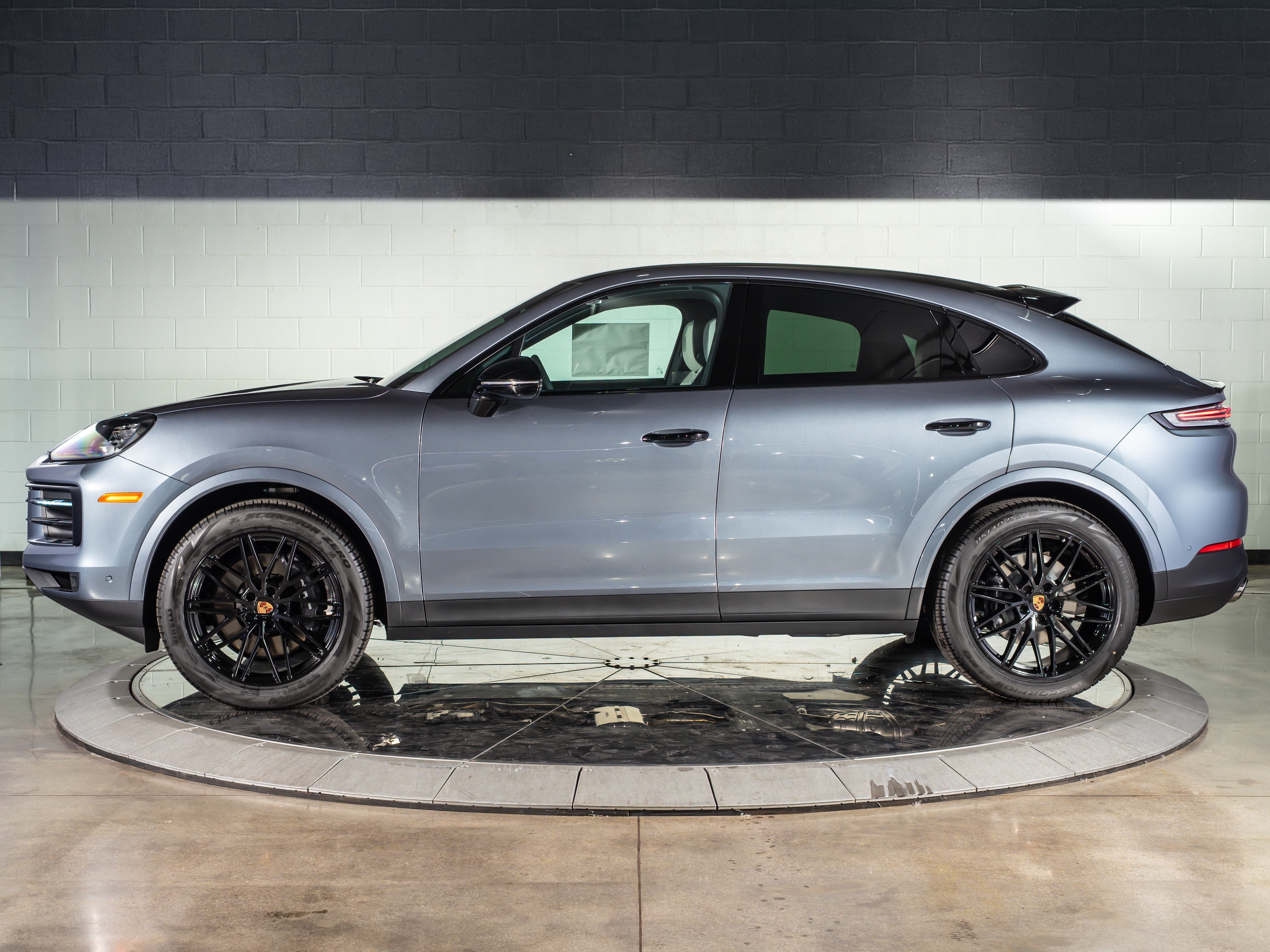 2026 Porsche Cayenne Coupe Base