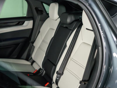 2026 Porsche Cayenne Coupe Base