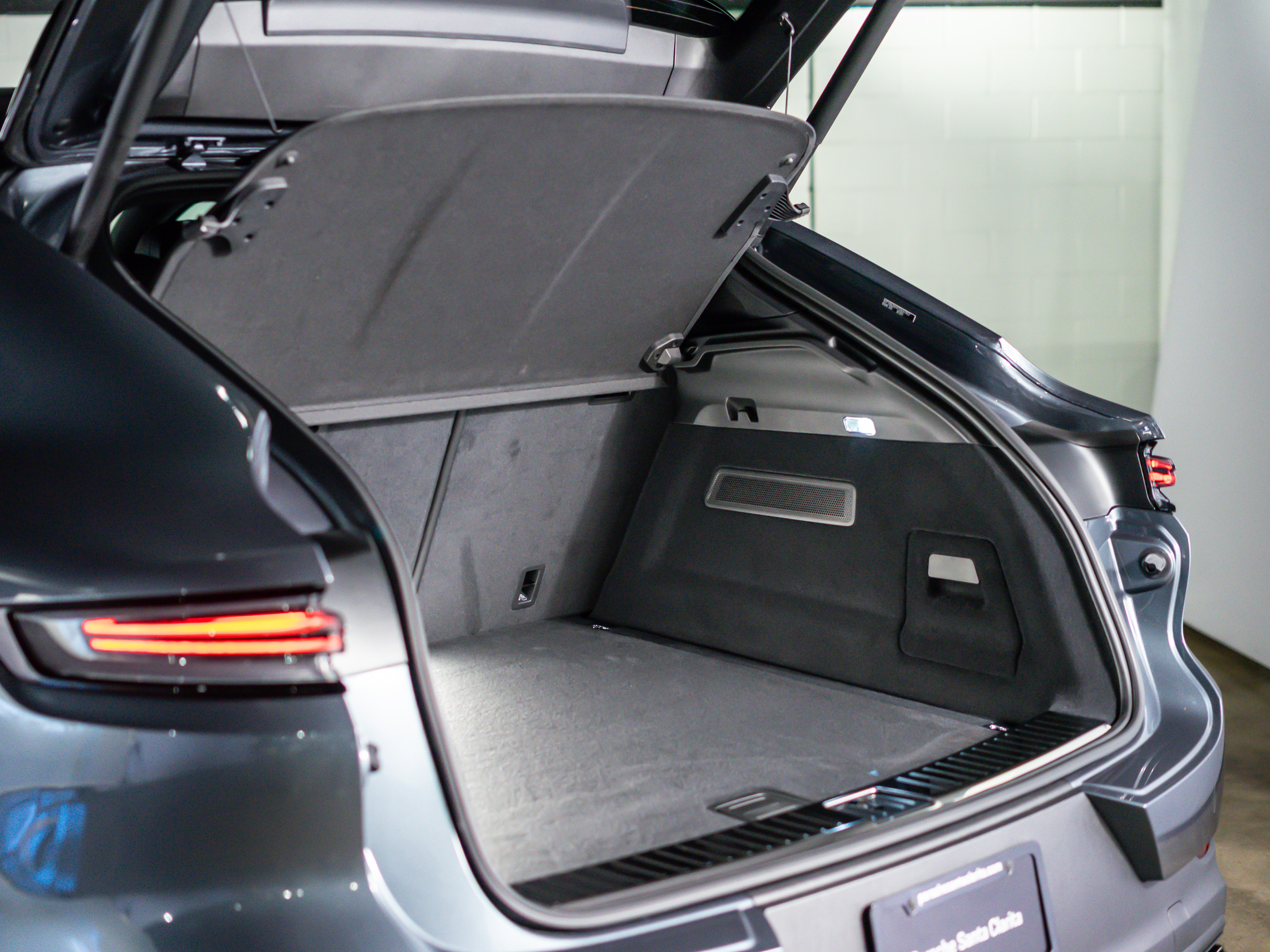 2026 Porsche Cayenne Coupe Base