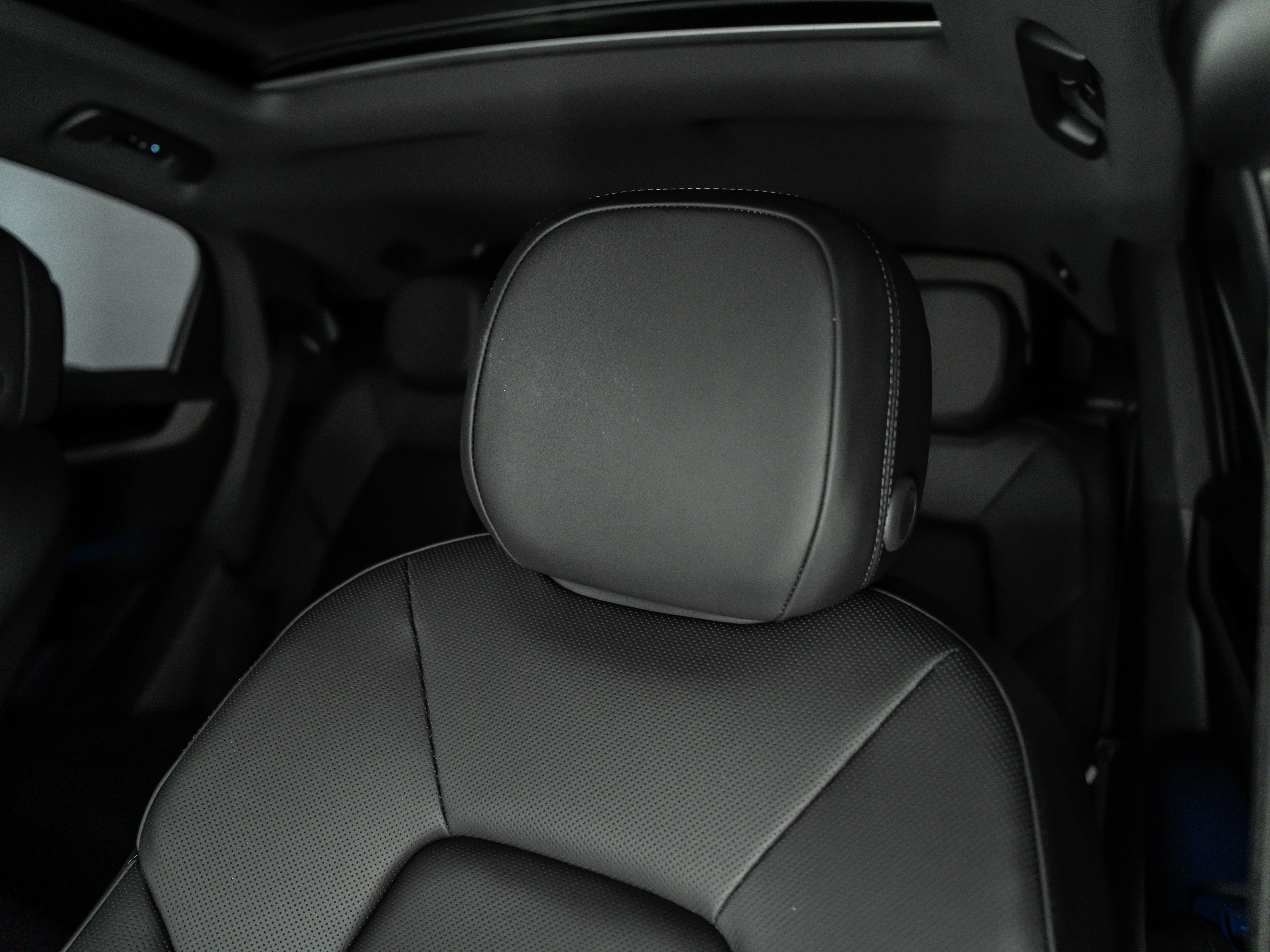 2026 Porsche Cayenne Coupe Base