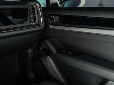 2026 Porsche Cayenne Coupe Base