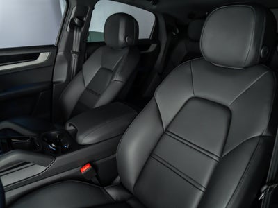2026 Porsche Cayenne Coupe Base