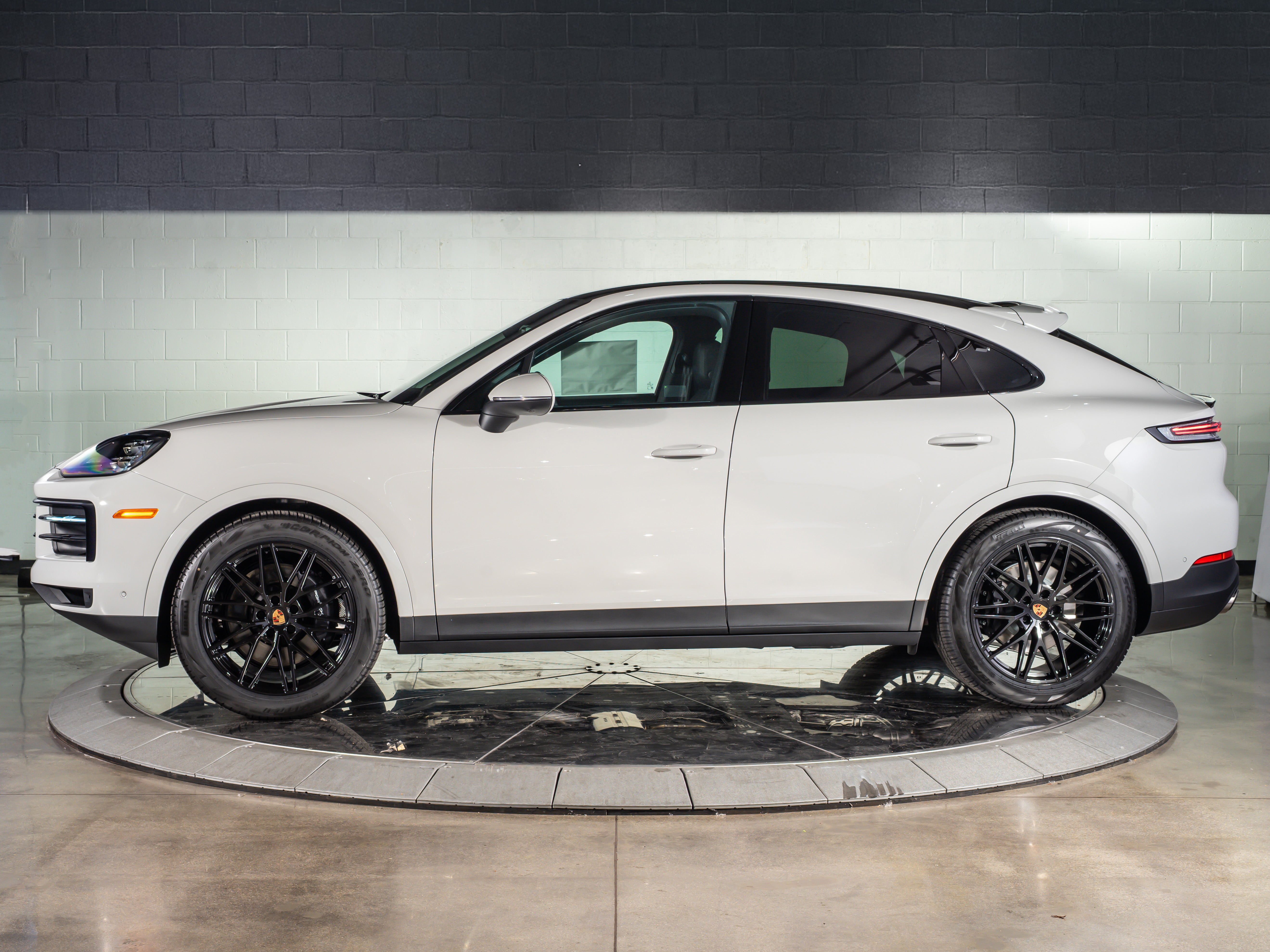 2026 Porsche Cayenne Coupe Base