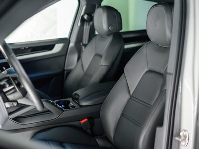2026 Porsche Cayenne Coupe Base