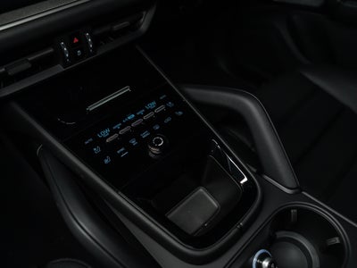 2026 Porsche Cayenne Coupe Base