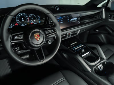 2026 Porsche Cayenne Coupe Base