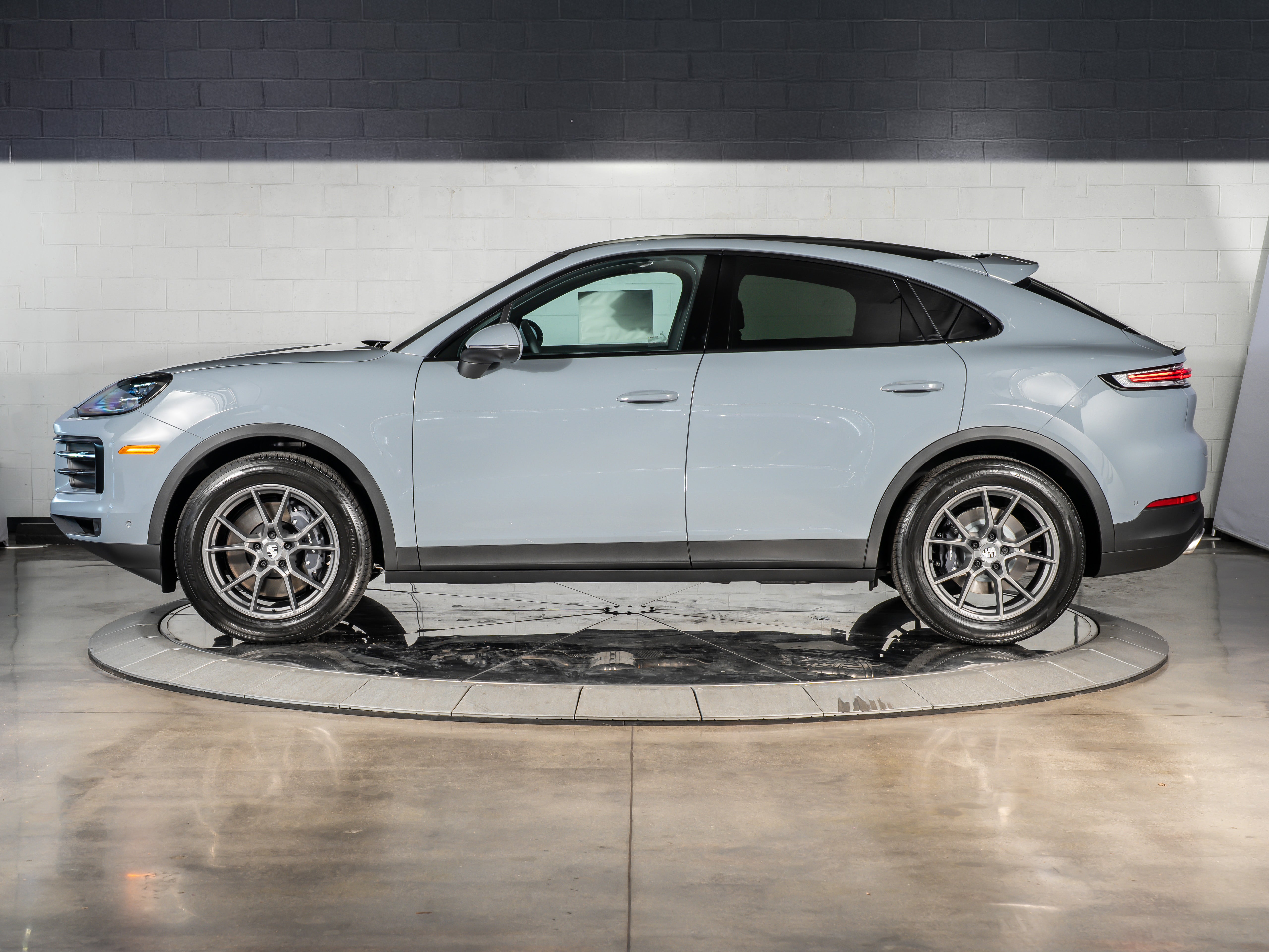 2026 Porsche Cayenne Coupe Base