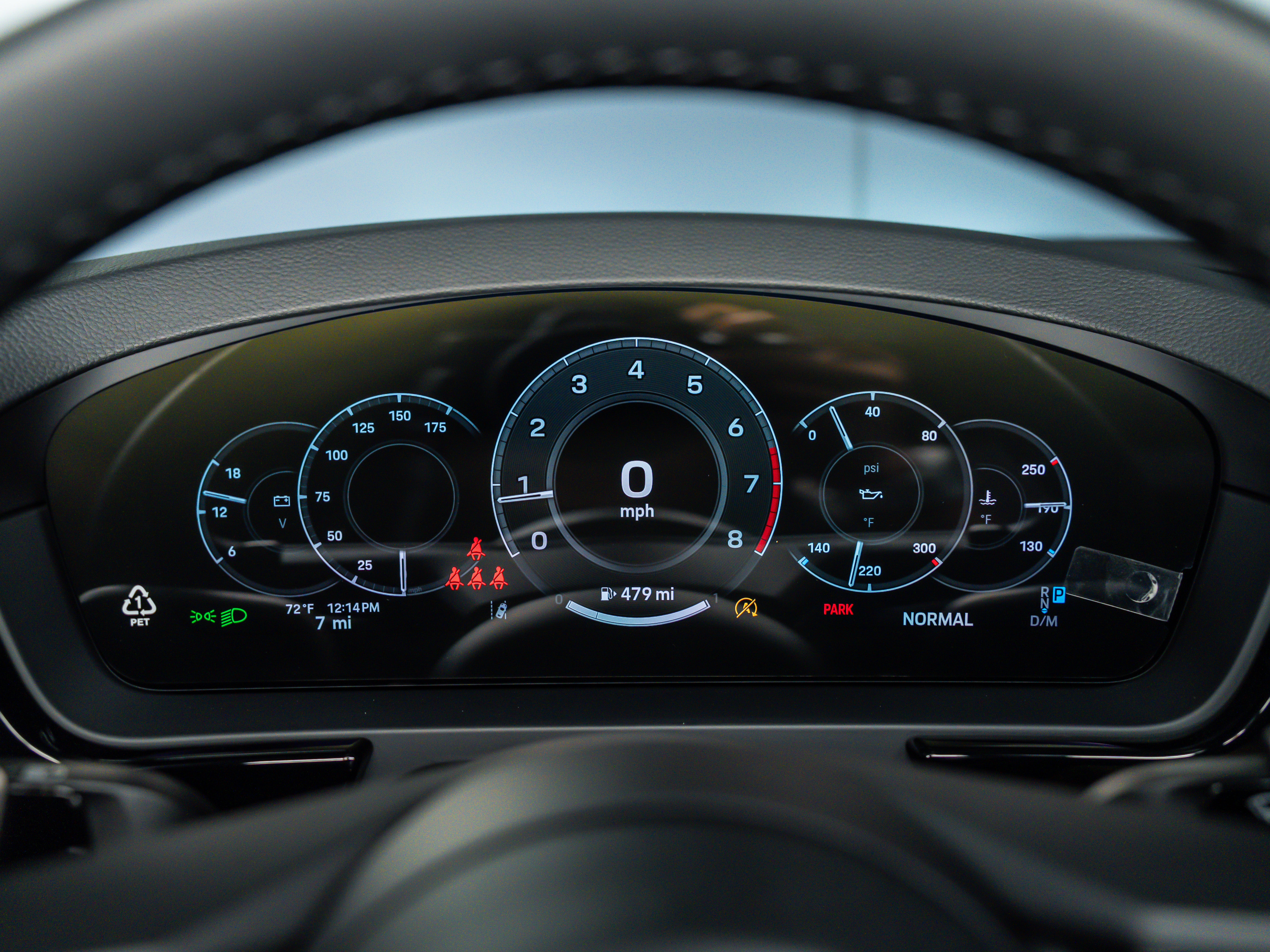 2026 Porsche Cayenne Coupe Base