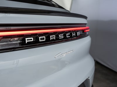 2026 Porsche Cayenne Coupe Base